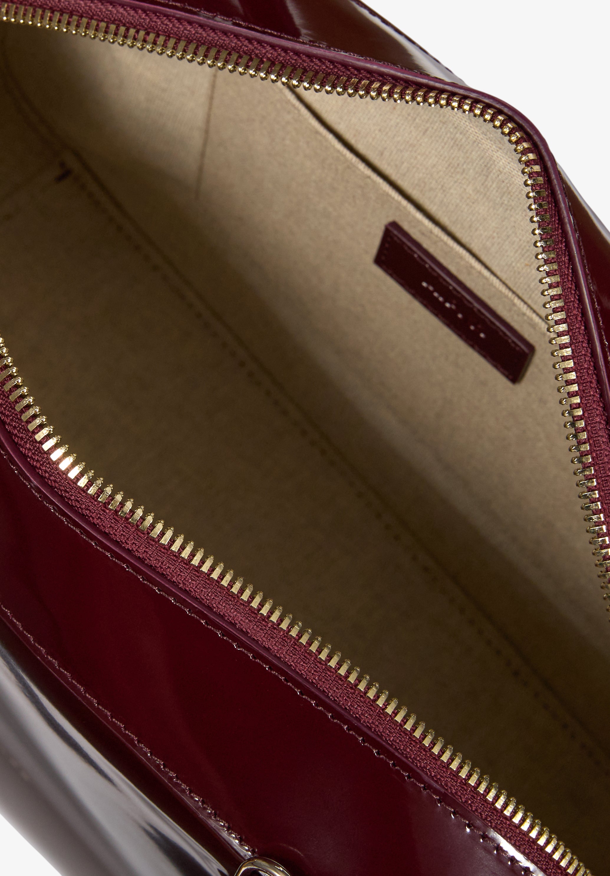 A.P.C. Virginie Box Tasche Schultertasche Logo