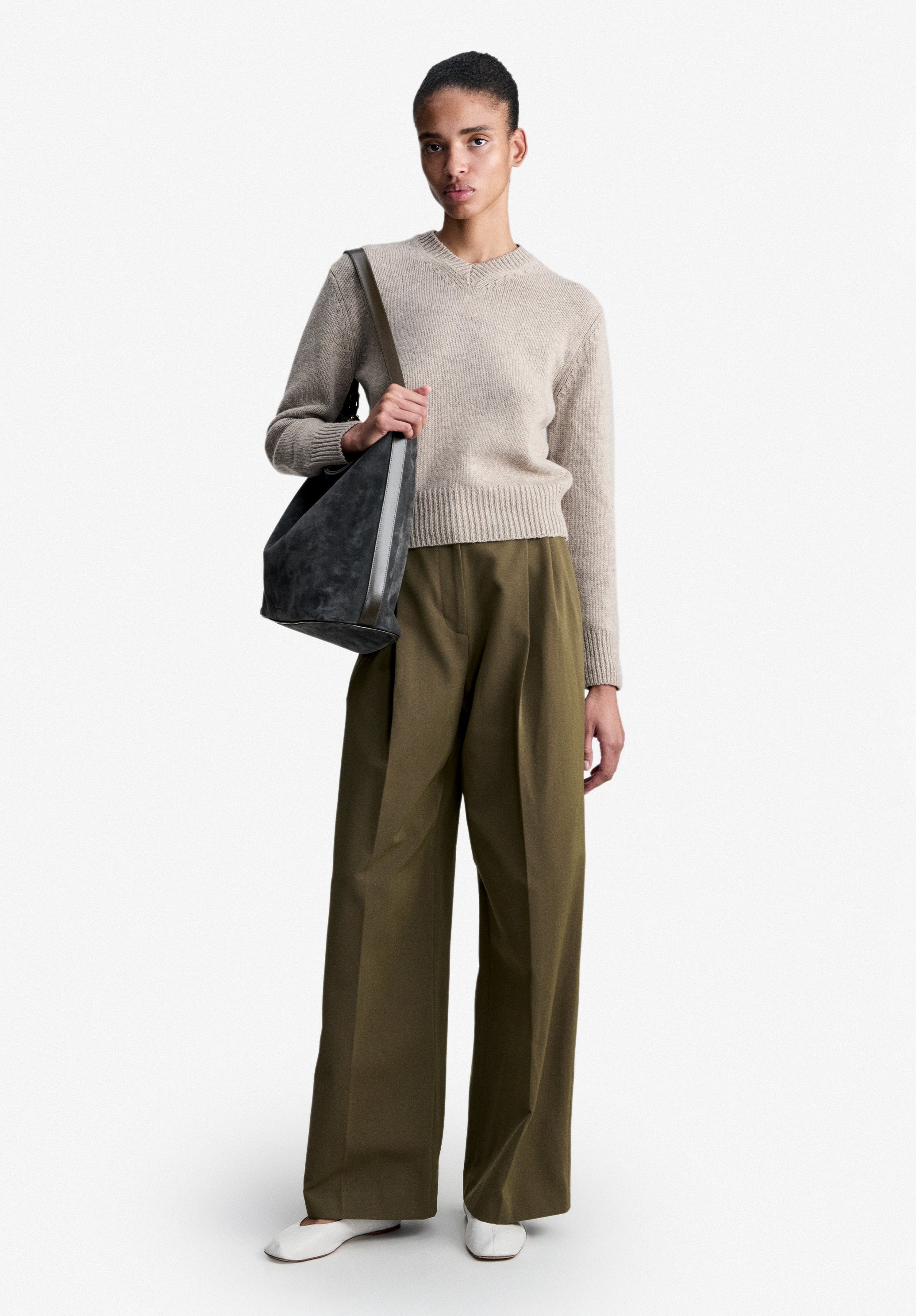 A.P.C. Pullover taupe recycelte Wolle Rundhals
