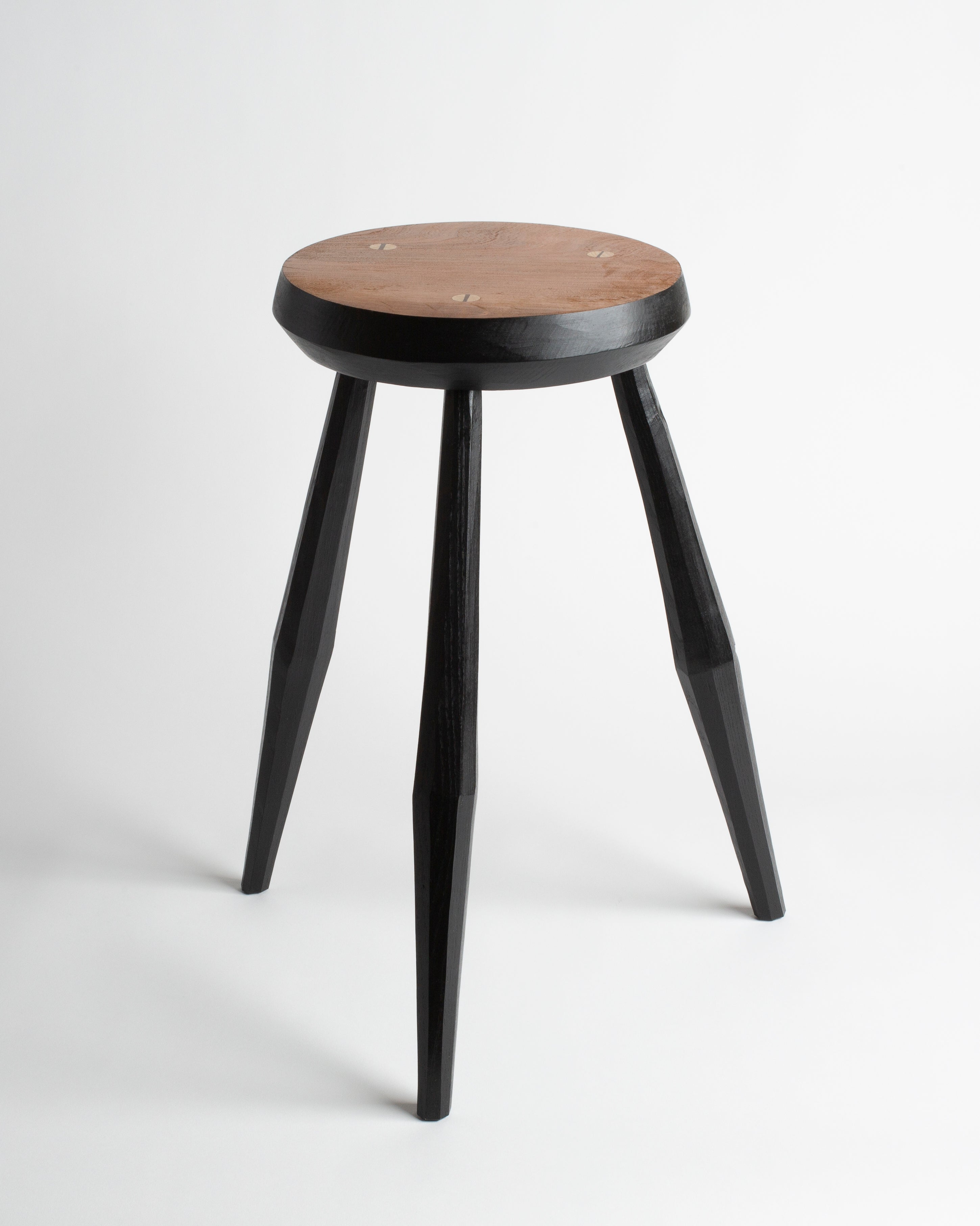 J.W. Anderson Milking Stool Hocker Kirsche Schwarz