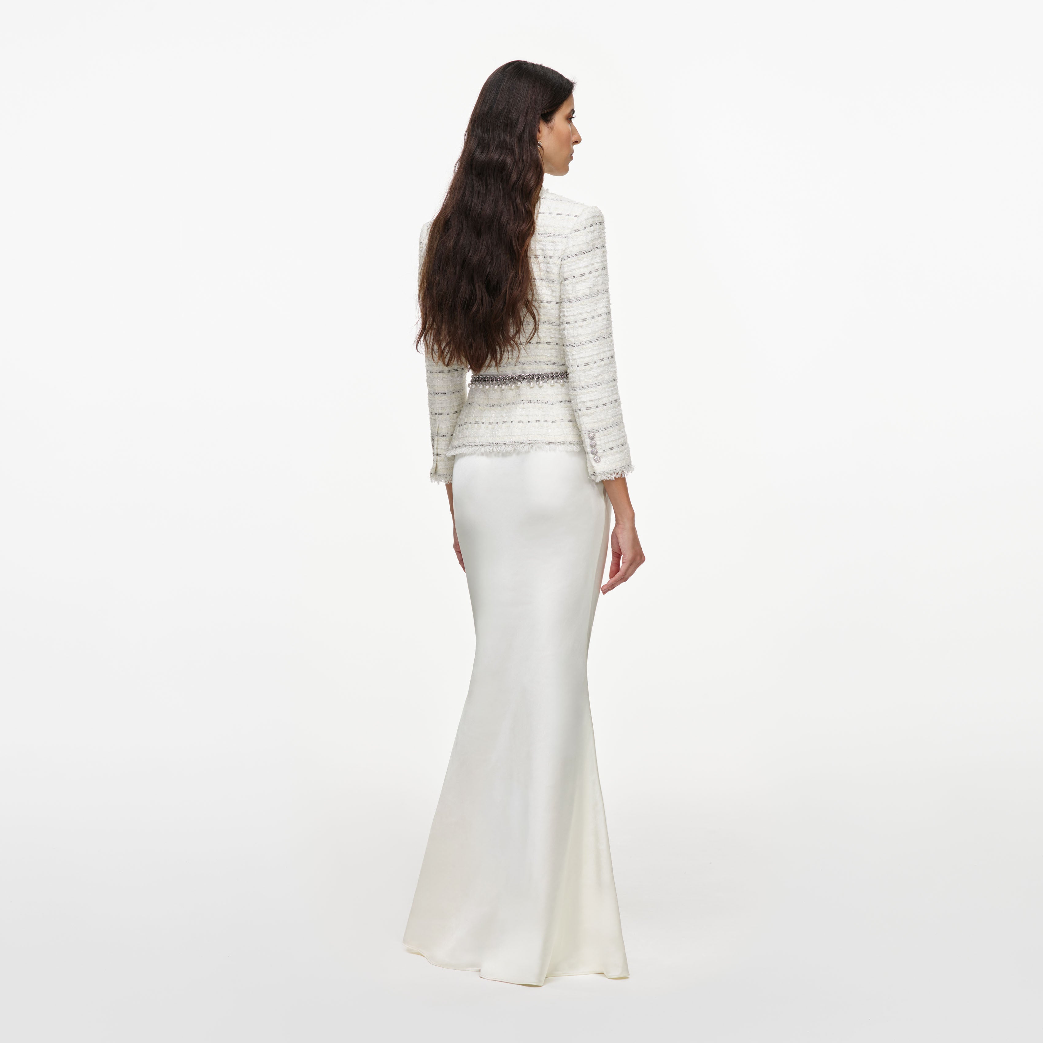 Self Portrait White Boucle Satin Maxikleid Weiß mit Gürtel