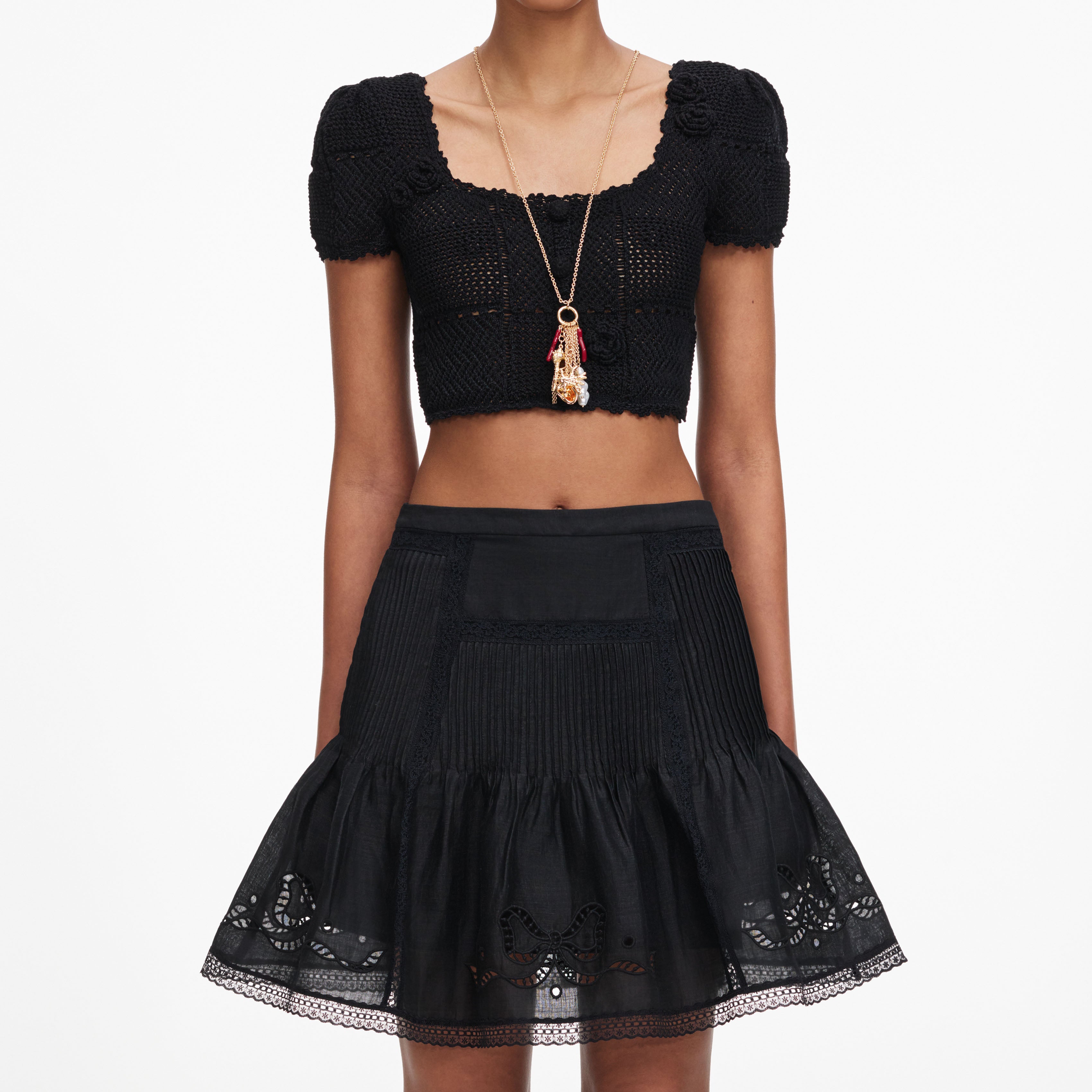 Self Portrait Black Embroidered Mini Rock Schwarz Stickerei