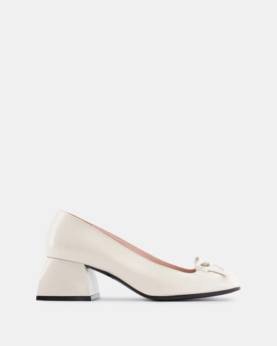 Nodaleto Bulla Node 50 Pumps Latte Glassed 5 cm