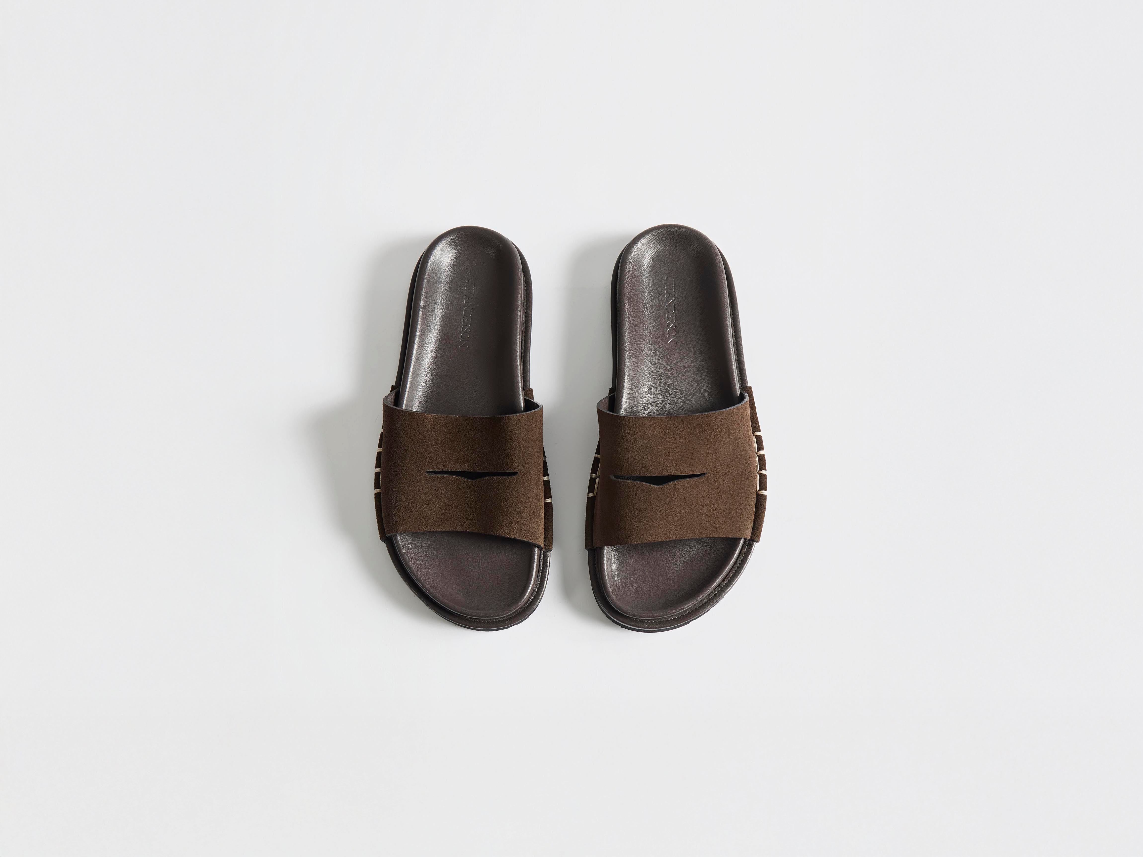 J.W.Anderson Fussbett Loafer Slides Braun Suede