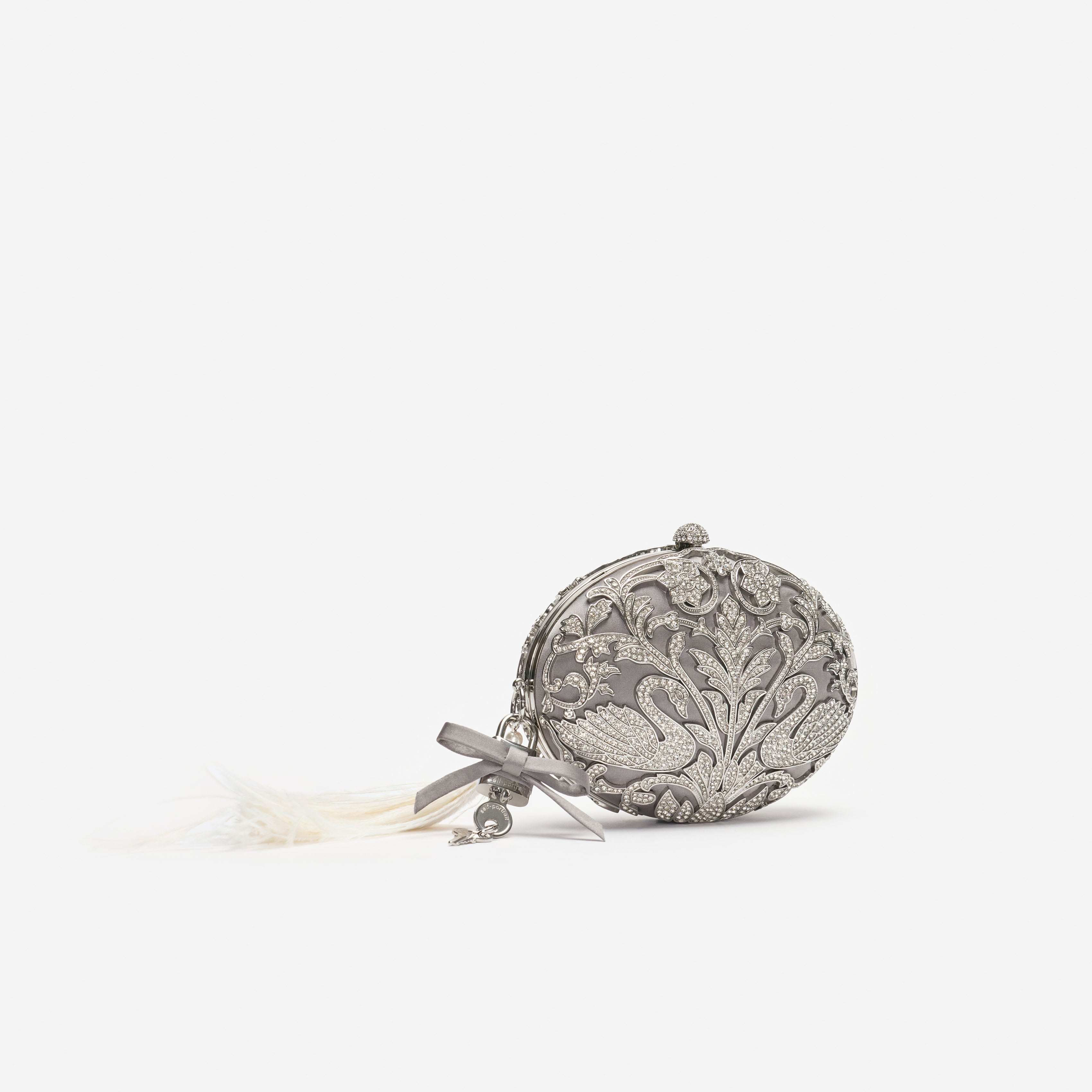 Self Portrait Silver Crystal Oval Clutch Tasche Silber