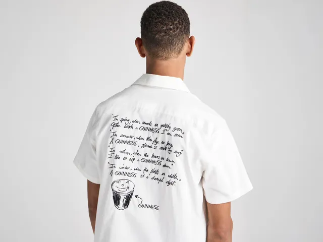 J.W.Anderson x Guinness Hemd Weiß Baumwolle Stickerei Unisex