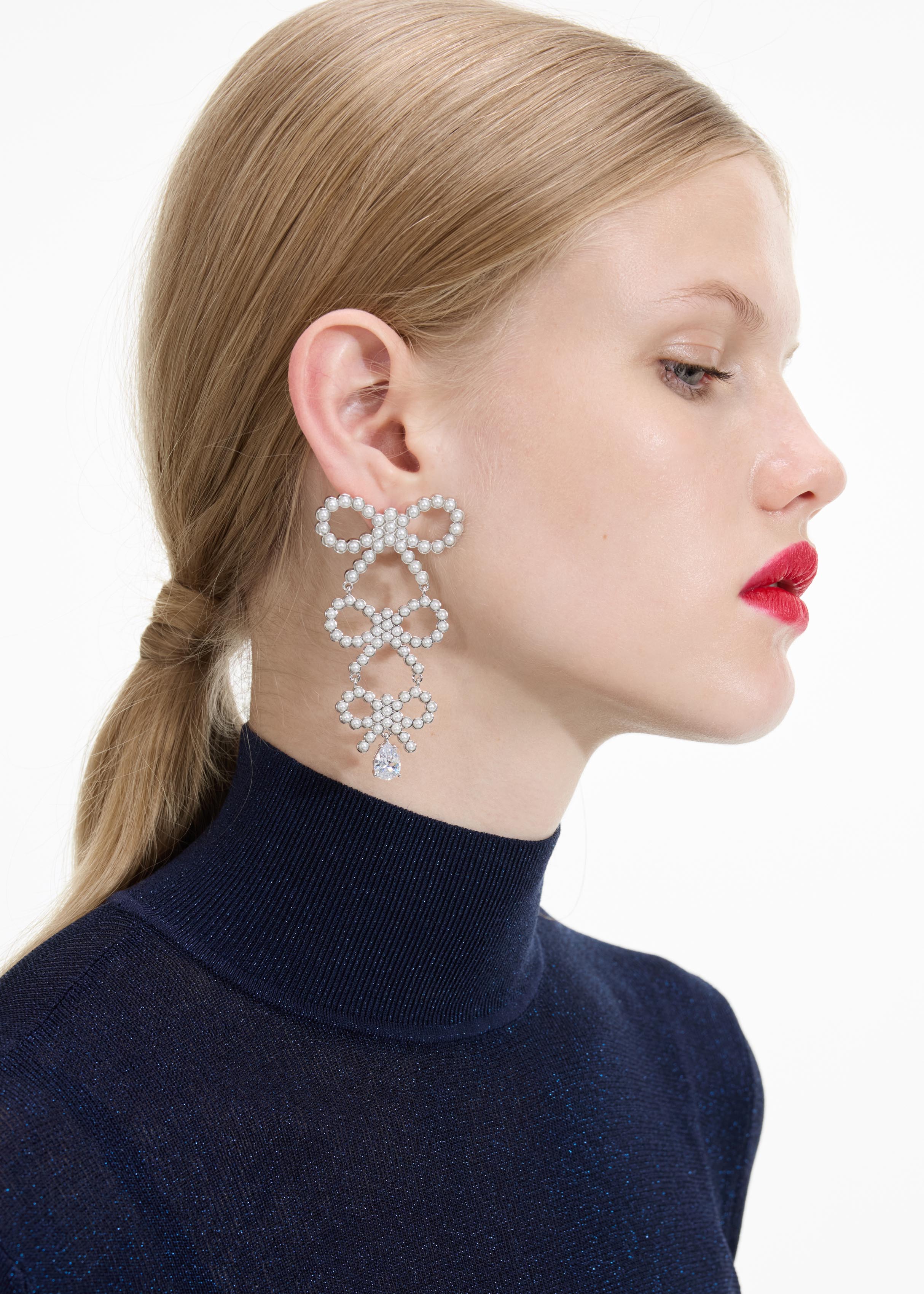 Self Portrait Tiered Pearl Bow Ohrringe Silber Perlen