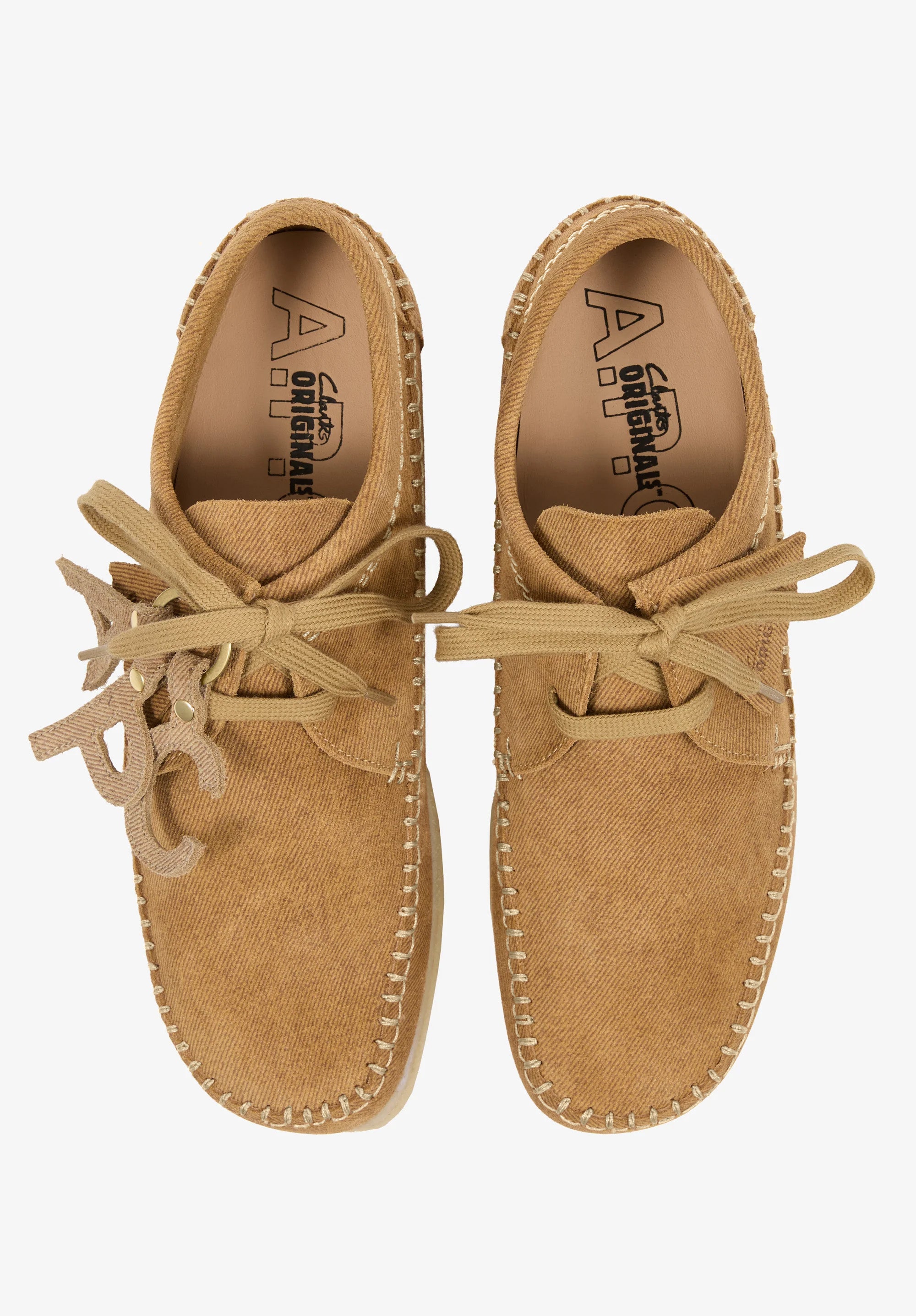 A.P.C. Weaver x Clarks Schuhe Unisex 42 Kreppsohle
