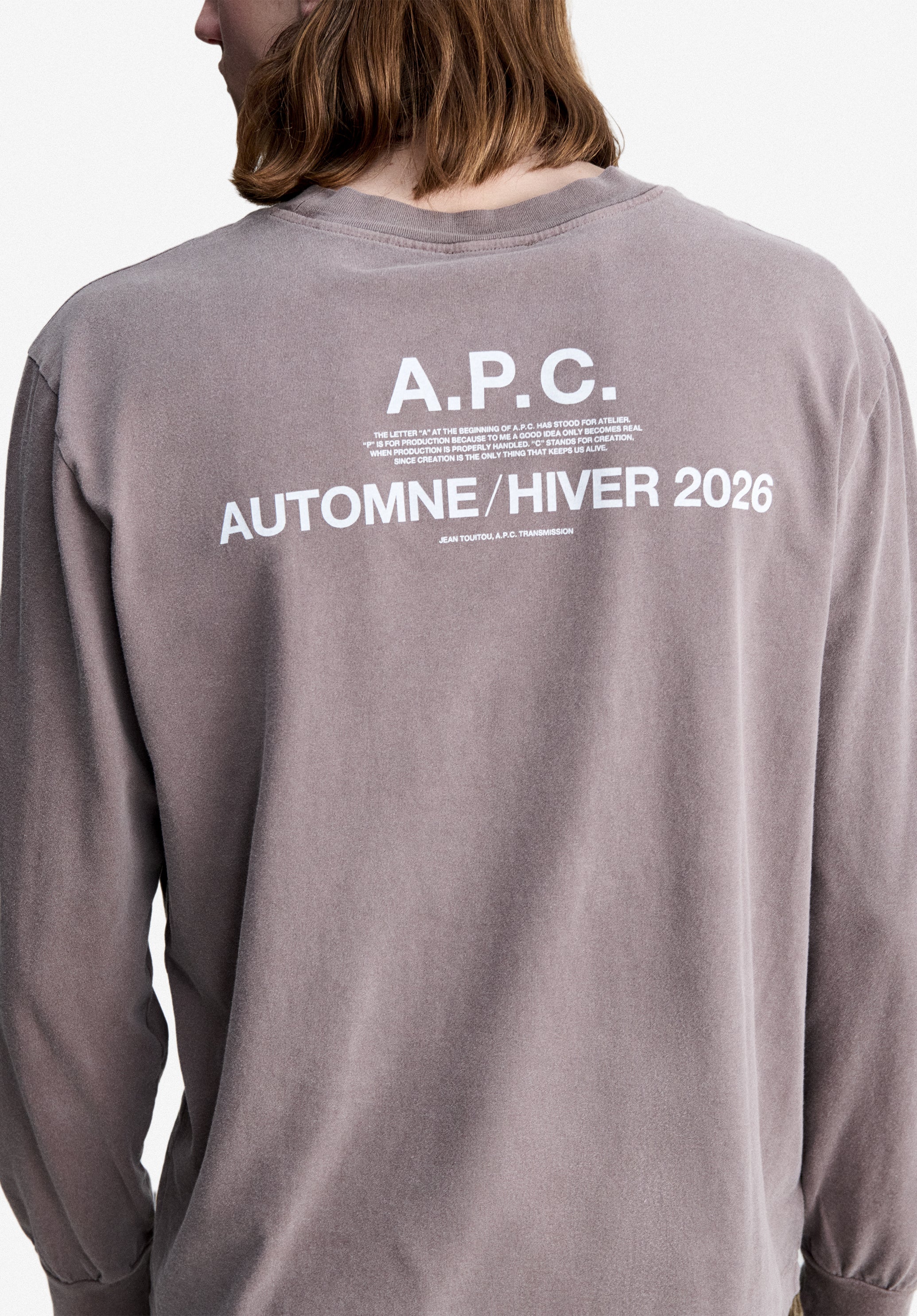 A.P.C. Hiver 26 T-Shirt langarm haselnussbraun