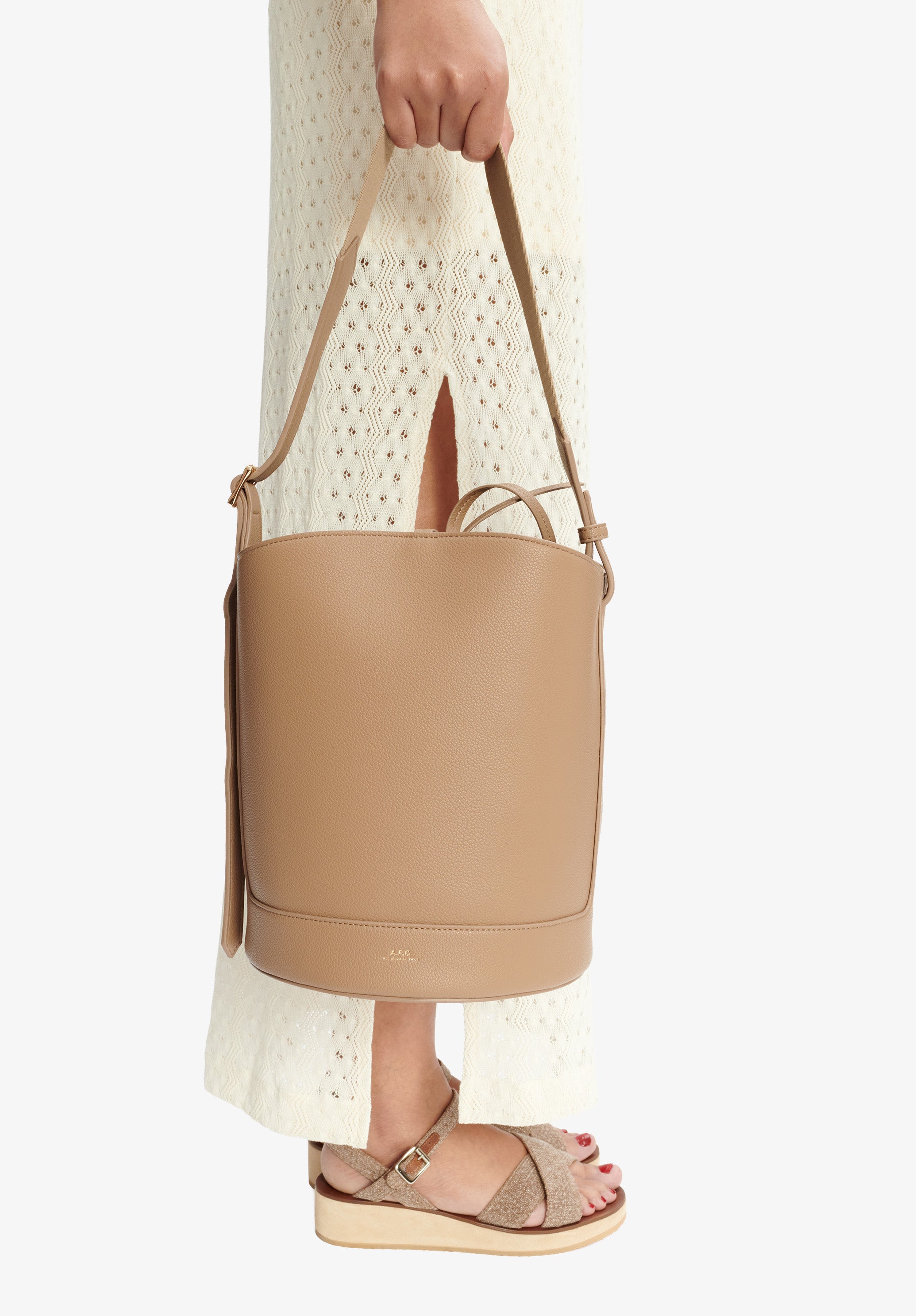 A.P.C. Ana Tasche beige Lederoptik Umhänge