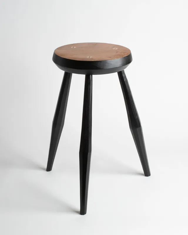 J.W. Anderson Milking Stool Hocker Kirsche Schwarz