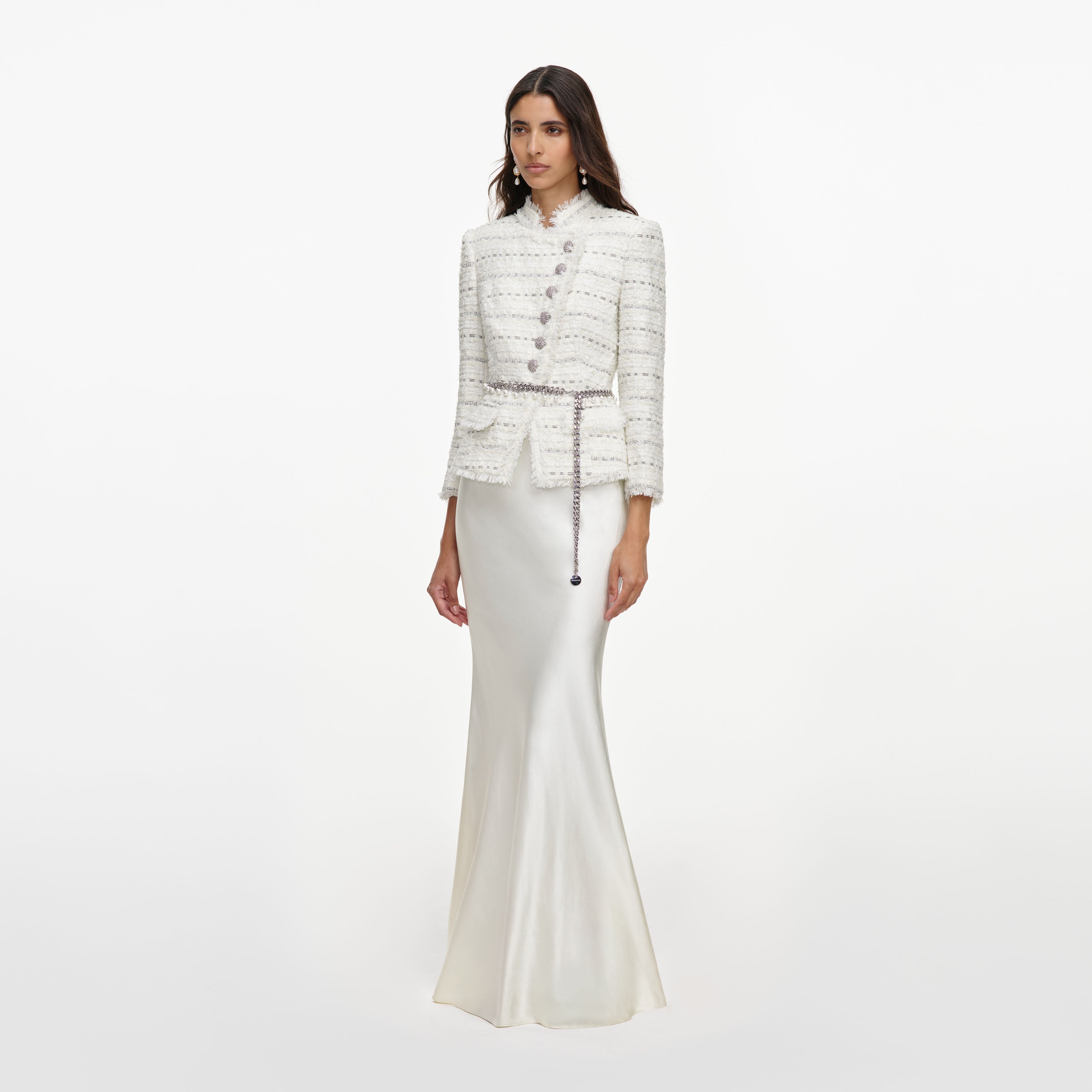 Self Portrait White Boucle Satin Maxikleid Weiß mit Gürtel