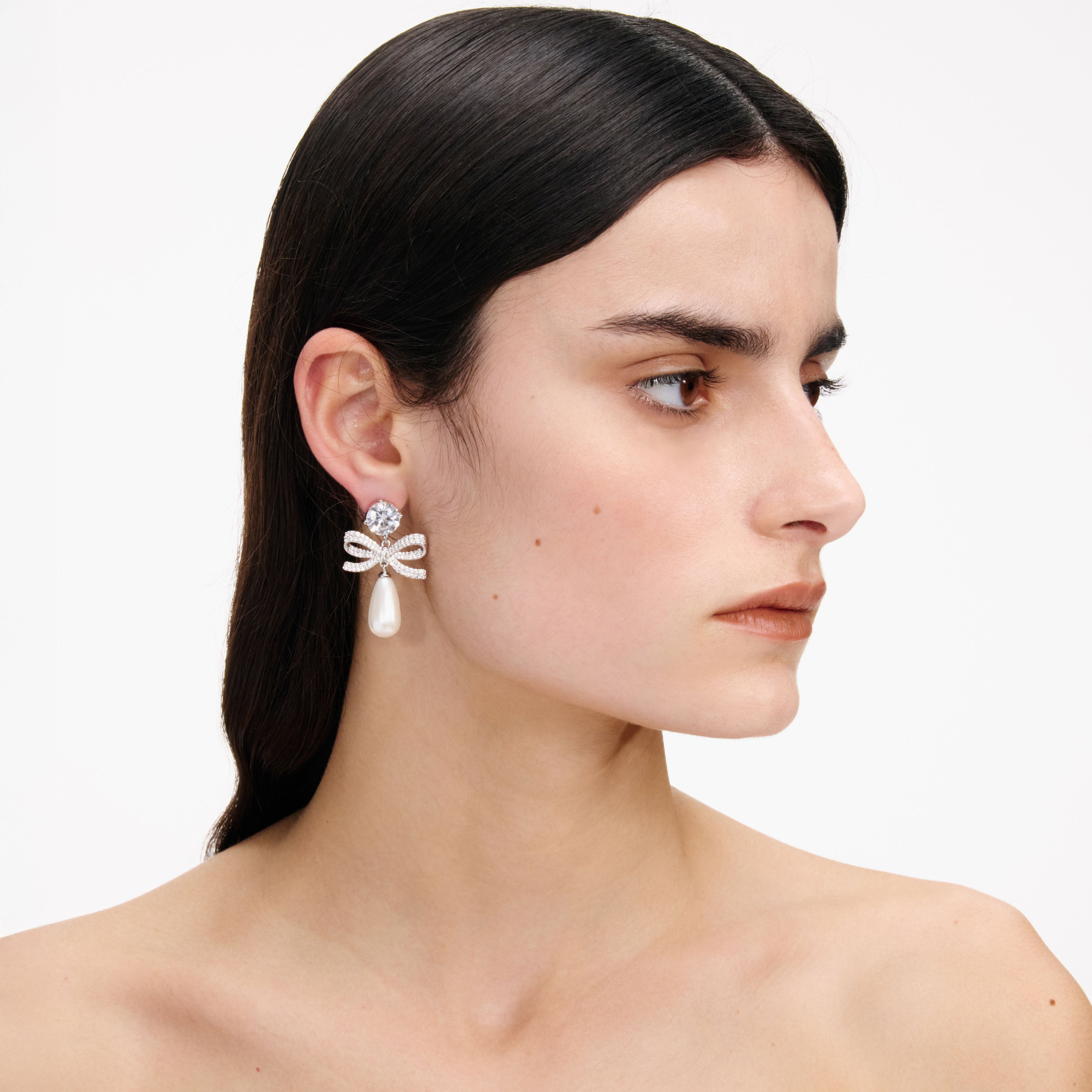Self Portrait Crystal Bow Pearl Tiered Ohrringe Silber Perle