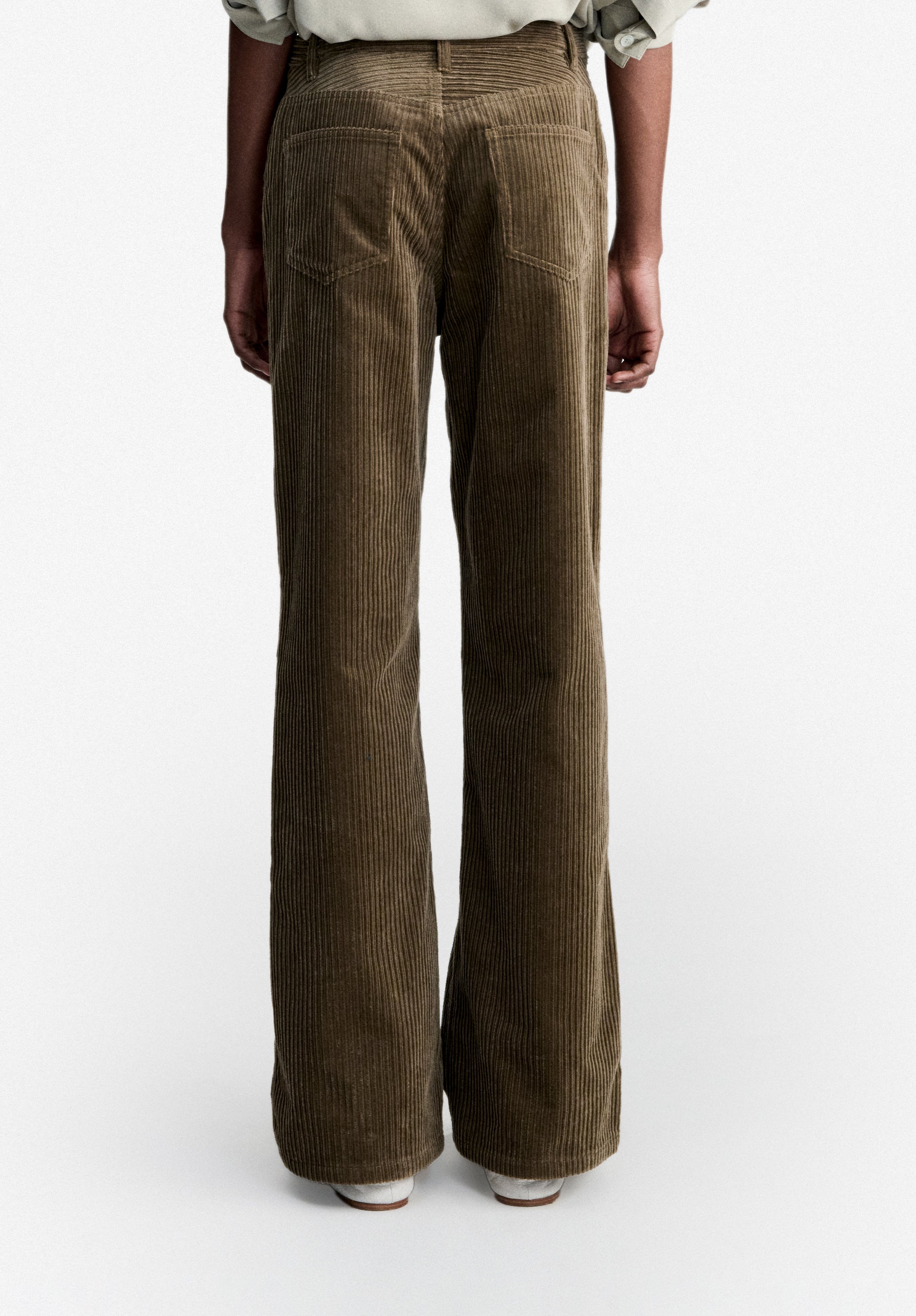 A.P.C. Jeans Elisabeth für Damen, weiter Schnitt mit Double Knee, mittelhoch