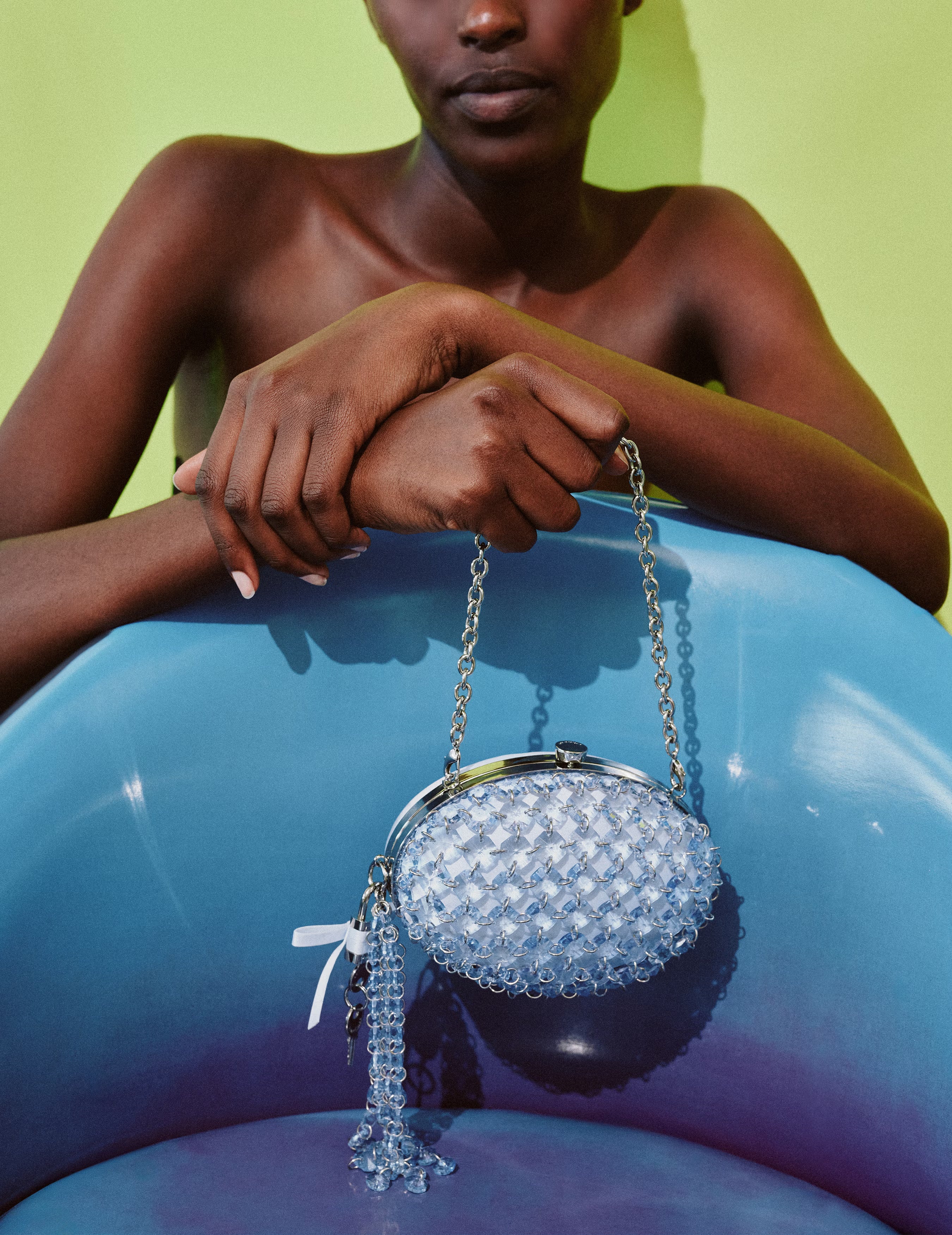 Self Portrait Oval Crystal Chain Clutch Tasche Blau Kristall