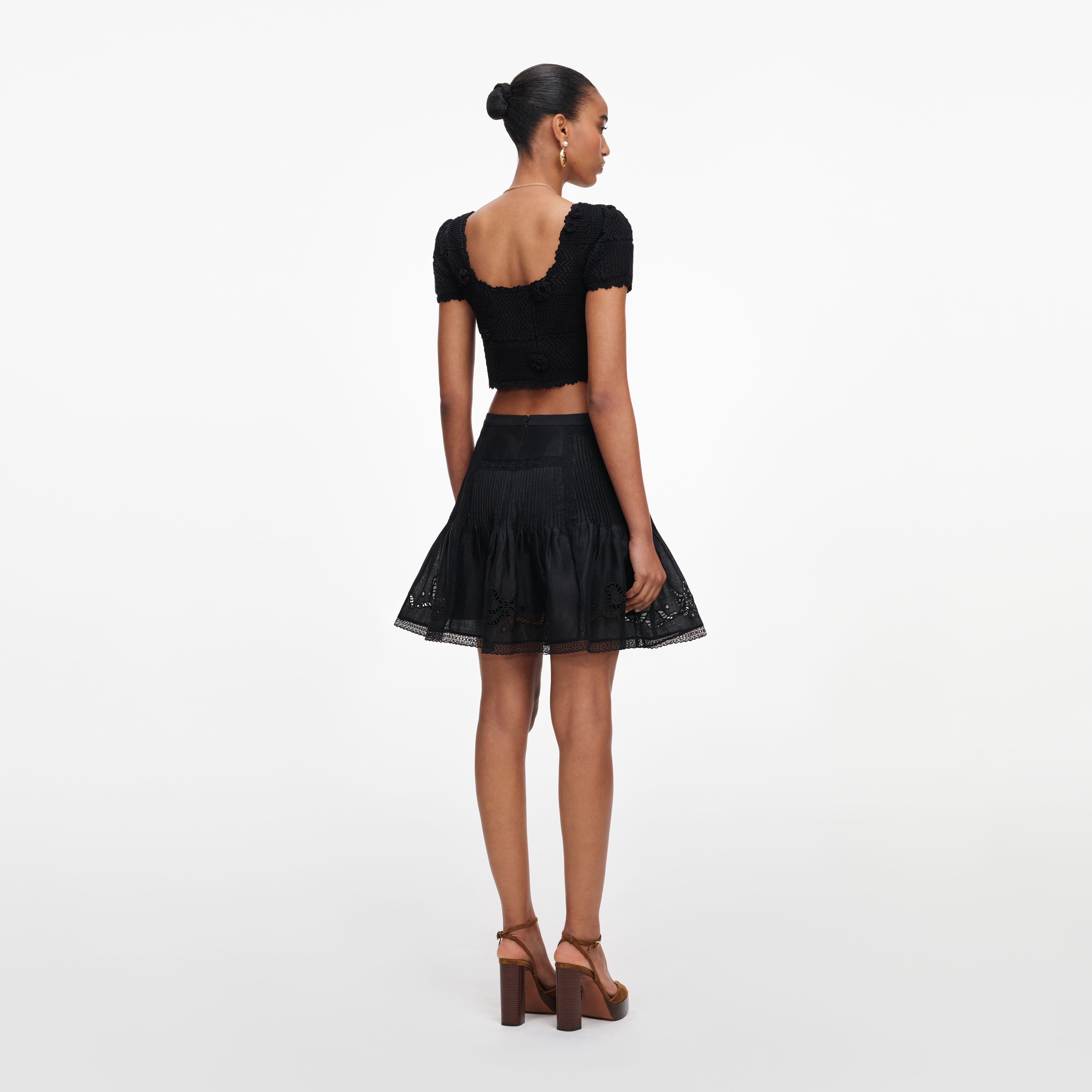Self Portrait Black Embroidered Mini Rock Schwarz Stickerei