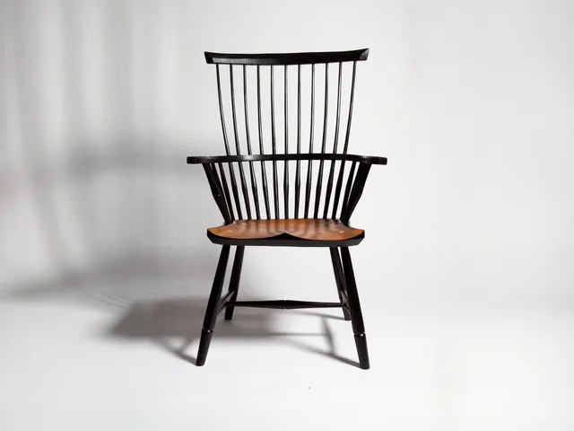 J.W.Anderson Furniture English Armchair Sessel Schwarz Holz