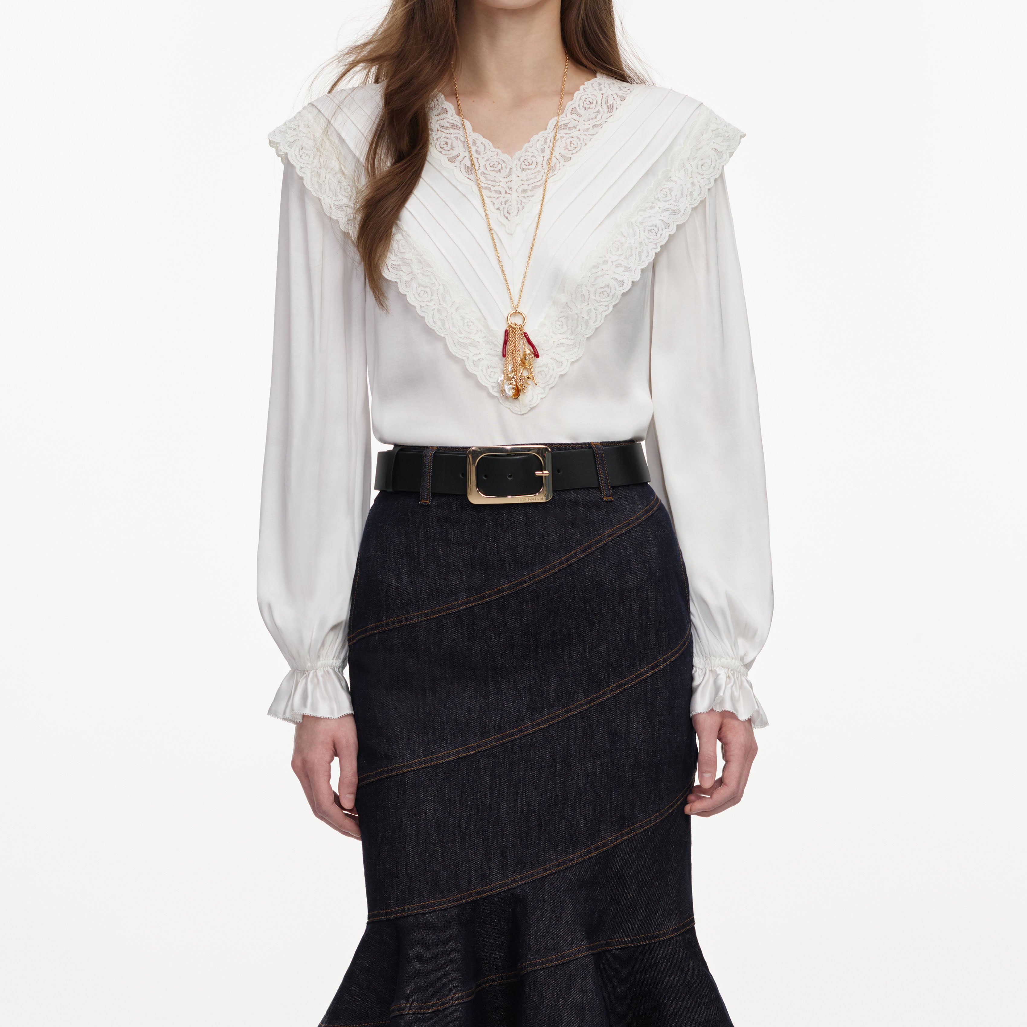 Self Portrait Cream Viscose Lace Top Creme Spitze V-Ausschnitt