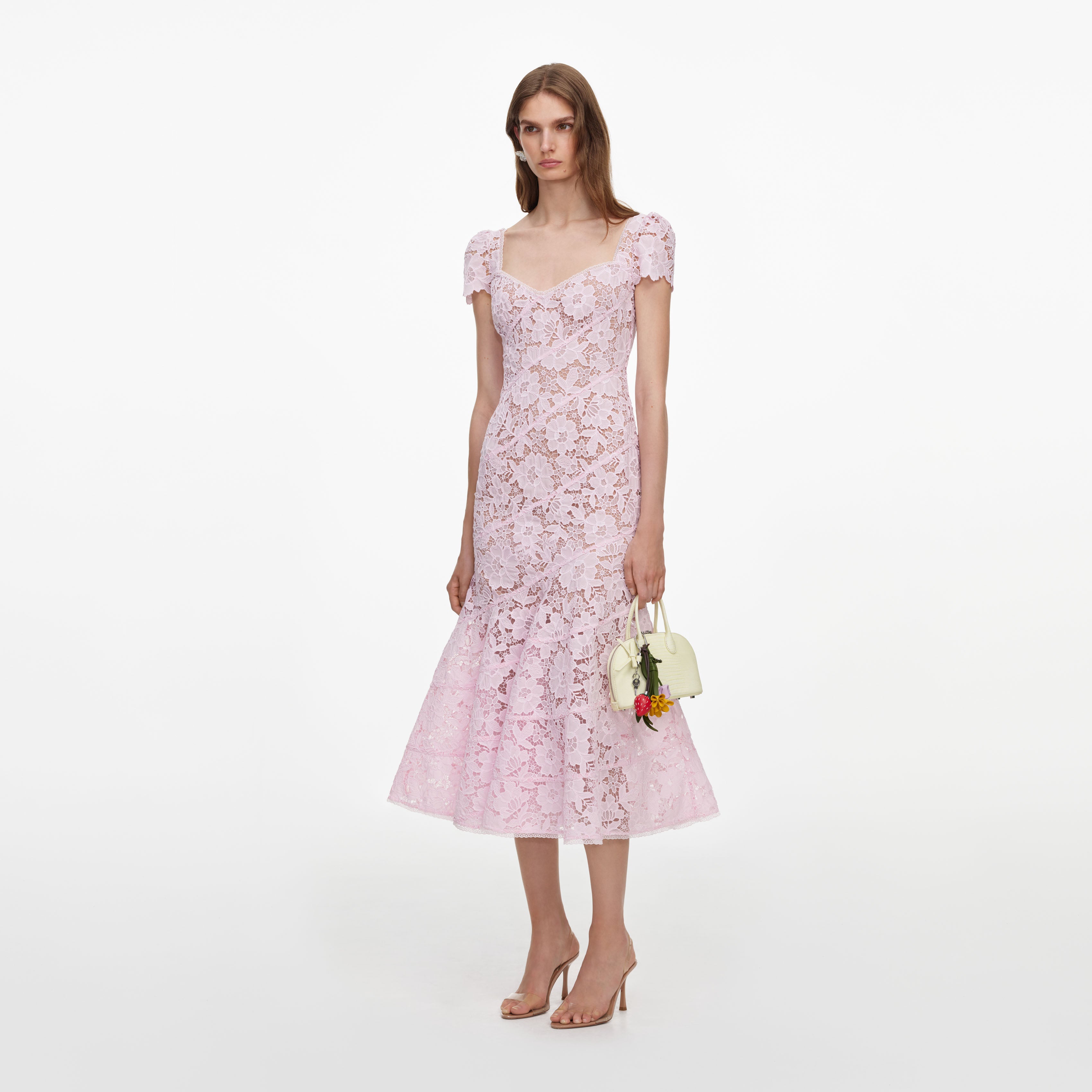 Self Portrait Spiral Lace Midikleid rosa Herzausschnitt