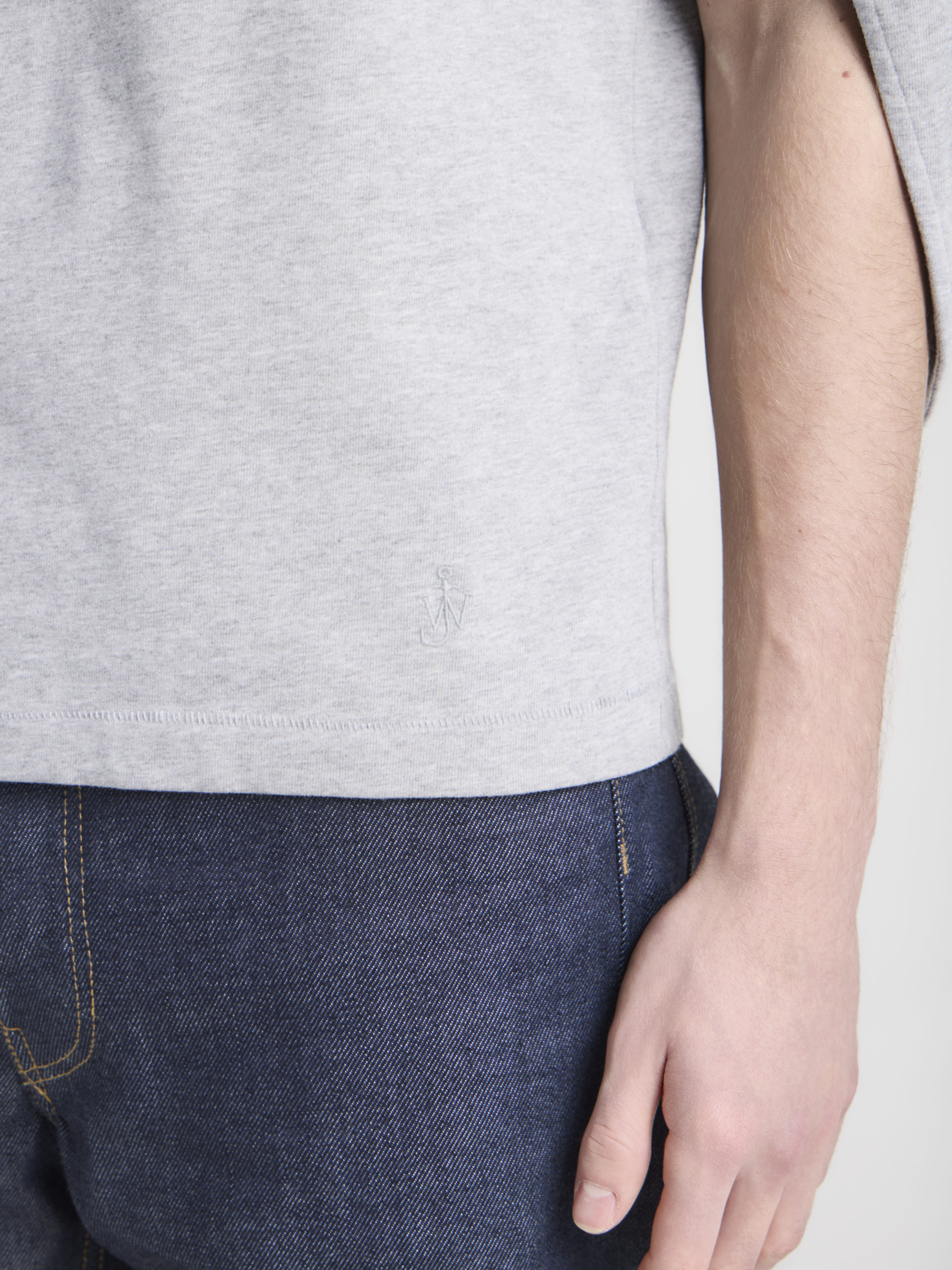J.W.Anderson Shirts Knotted Sleeve T-Shirt Grau Melange