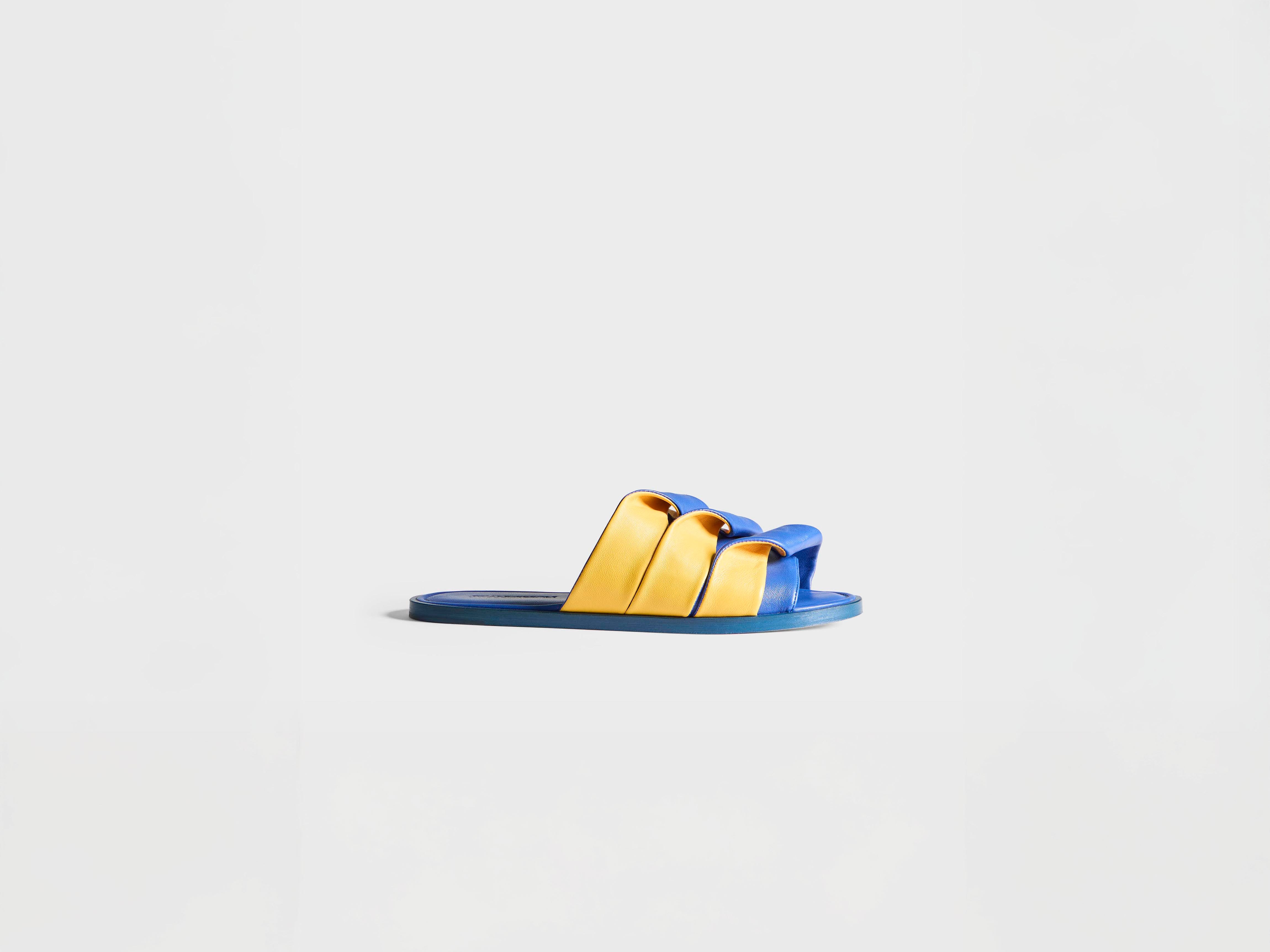 J.W.Anderson Coil Slide Leder Blau Gelb Damen