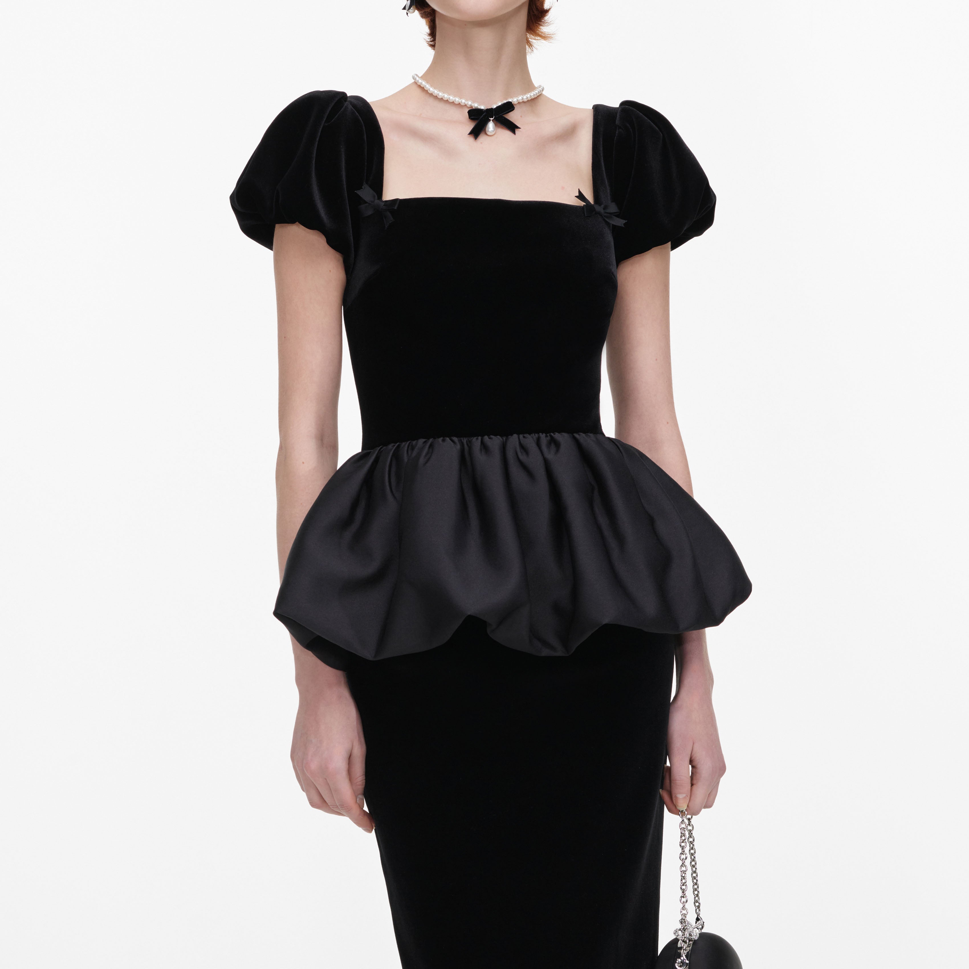 Self Portrait Velvet Bubble Peplum Midi Kleid Schwarz Samt