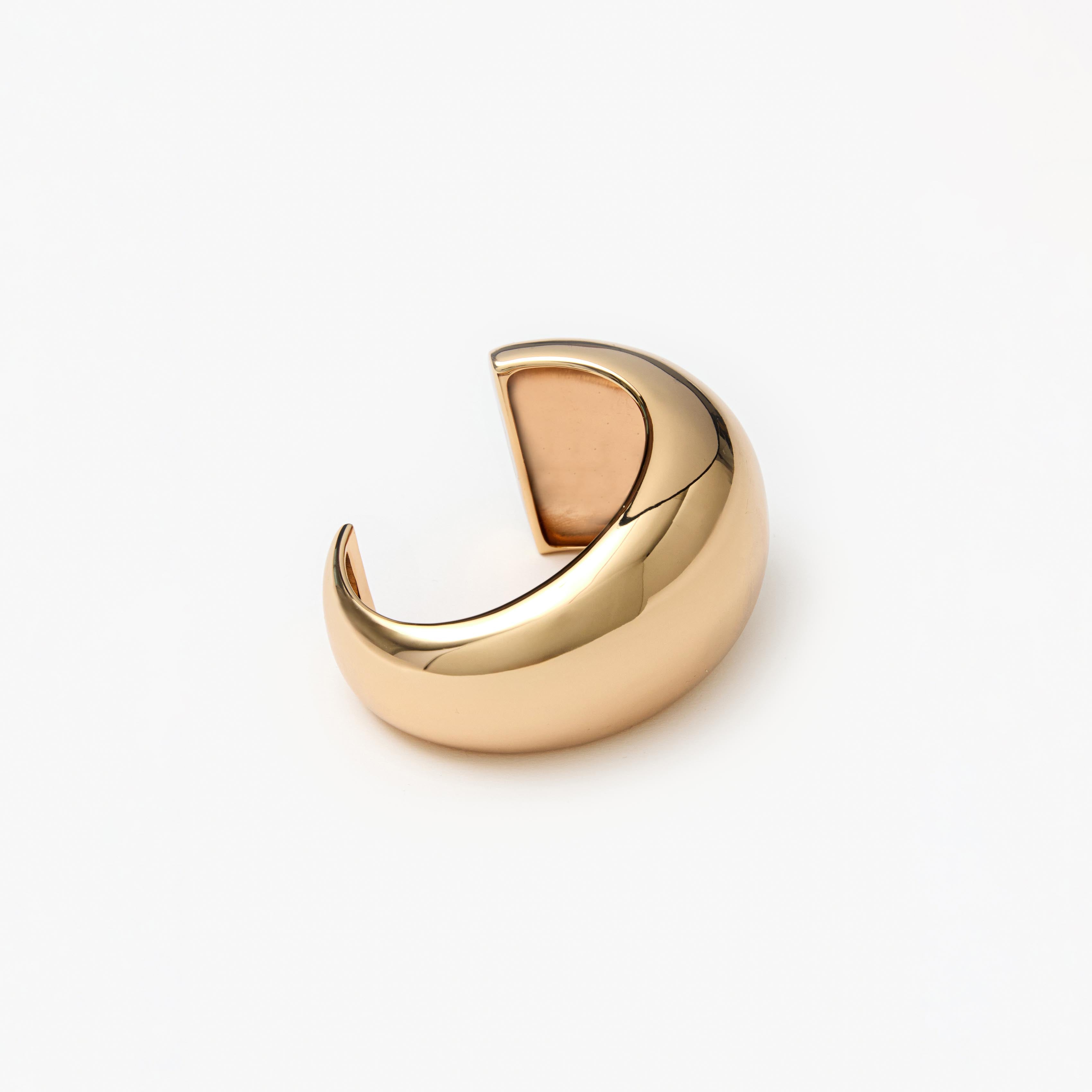 Self Portrait Chunky Cuff Armreif Gold Messing Asymmetrisch