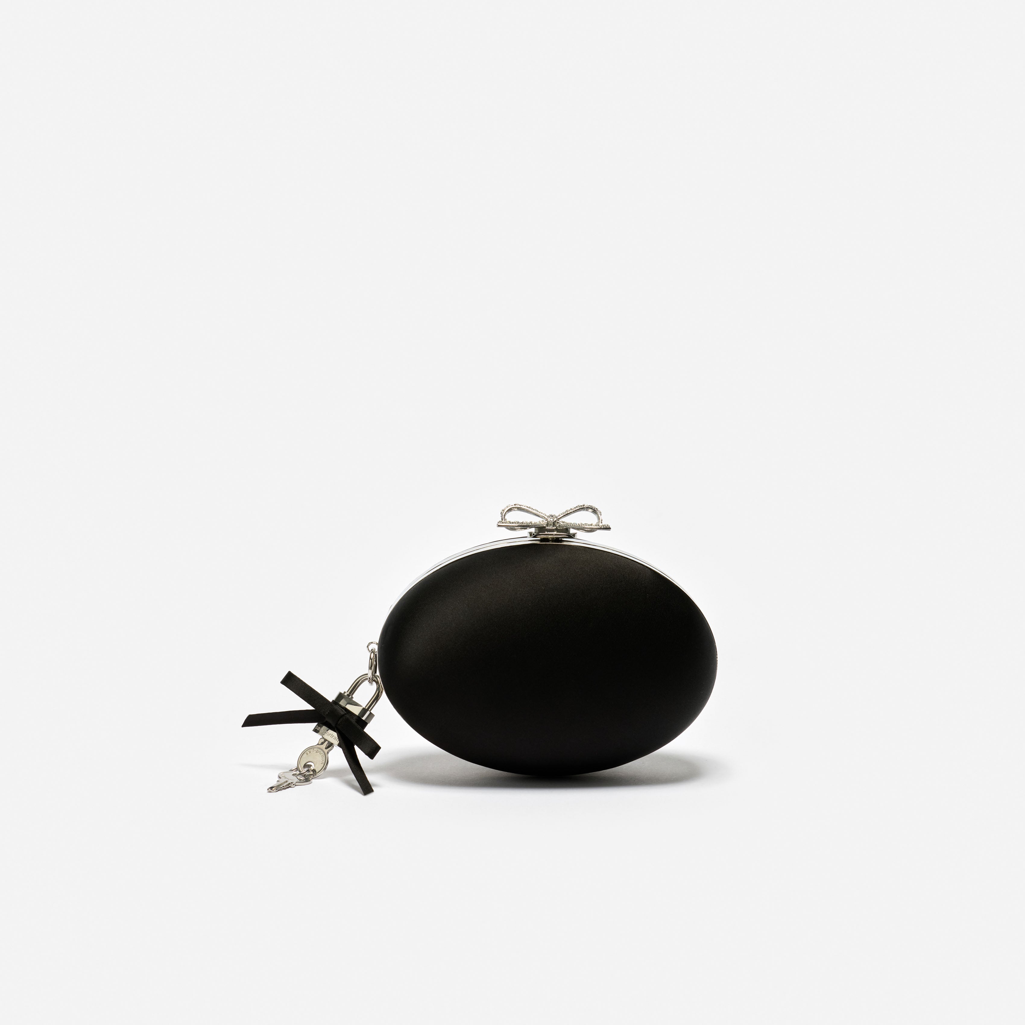 Self Portrait Handbags Black Satin Oval Clutch Schwarz Mini
