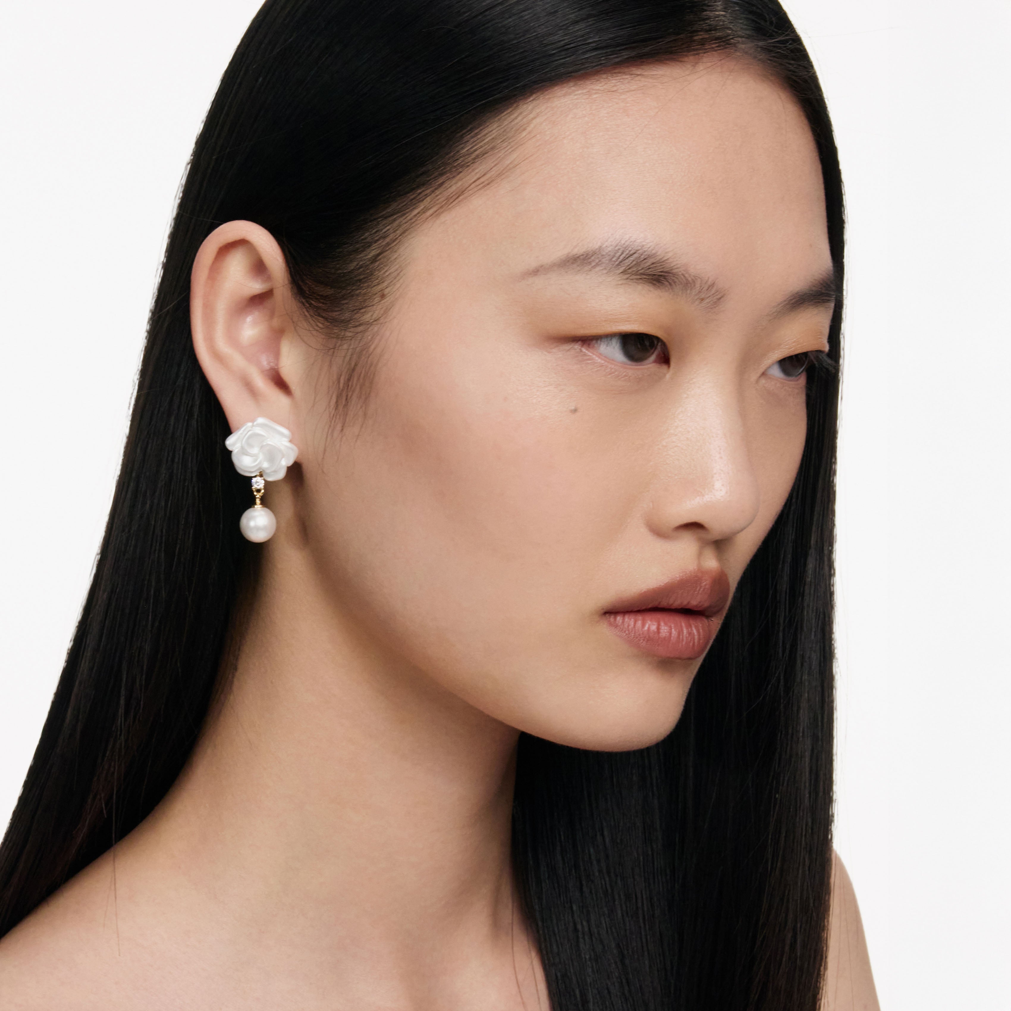 Self Portrait Jewellery Pearl Flower Ohrringe Creme Perle