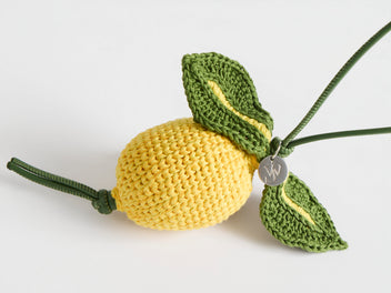 J.W.Anderson Bag Charms Canary Anhänger Handgehäkelt