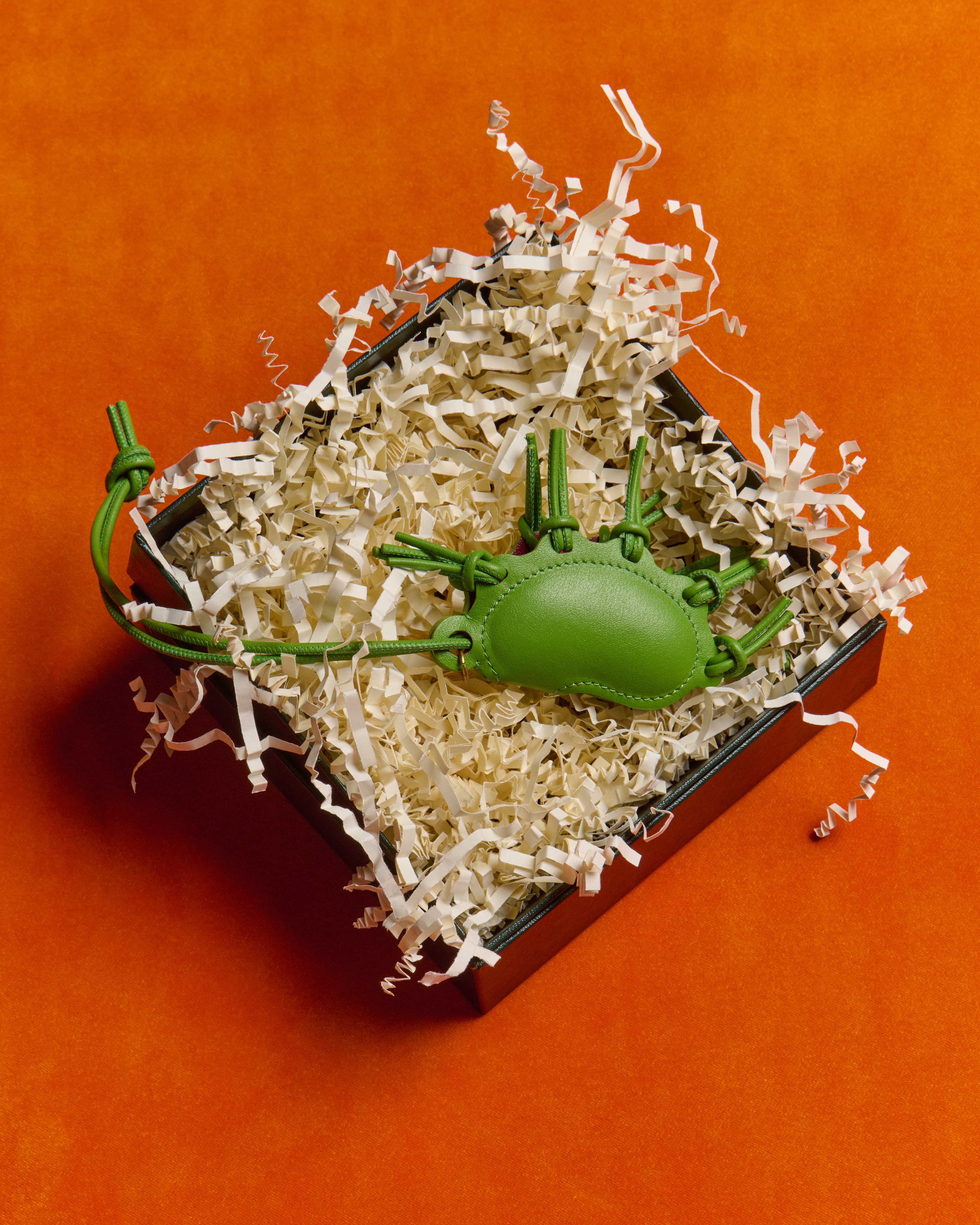 J.W.Anderson Venus Fly Trap Charm Leder