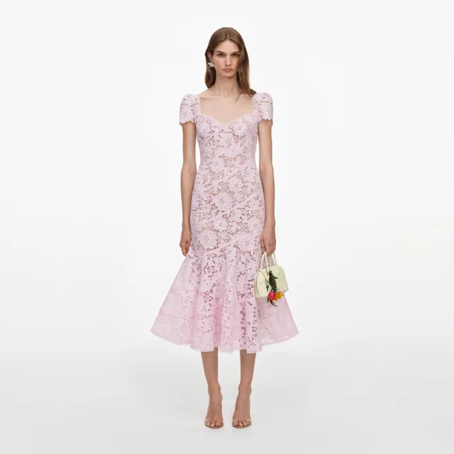 Self Portrait Spiral Lace Midikleid rosa Herzausschnitt