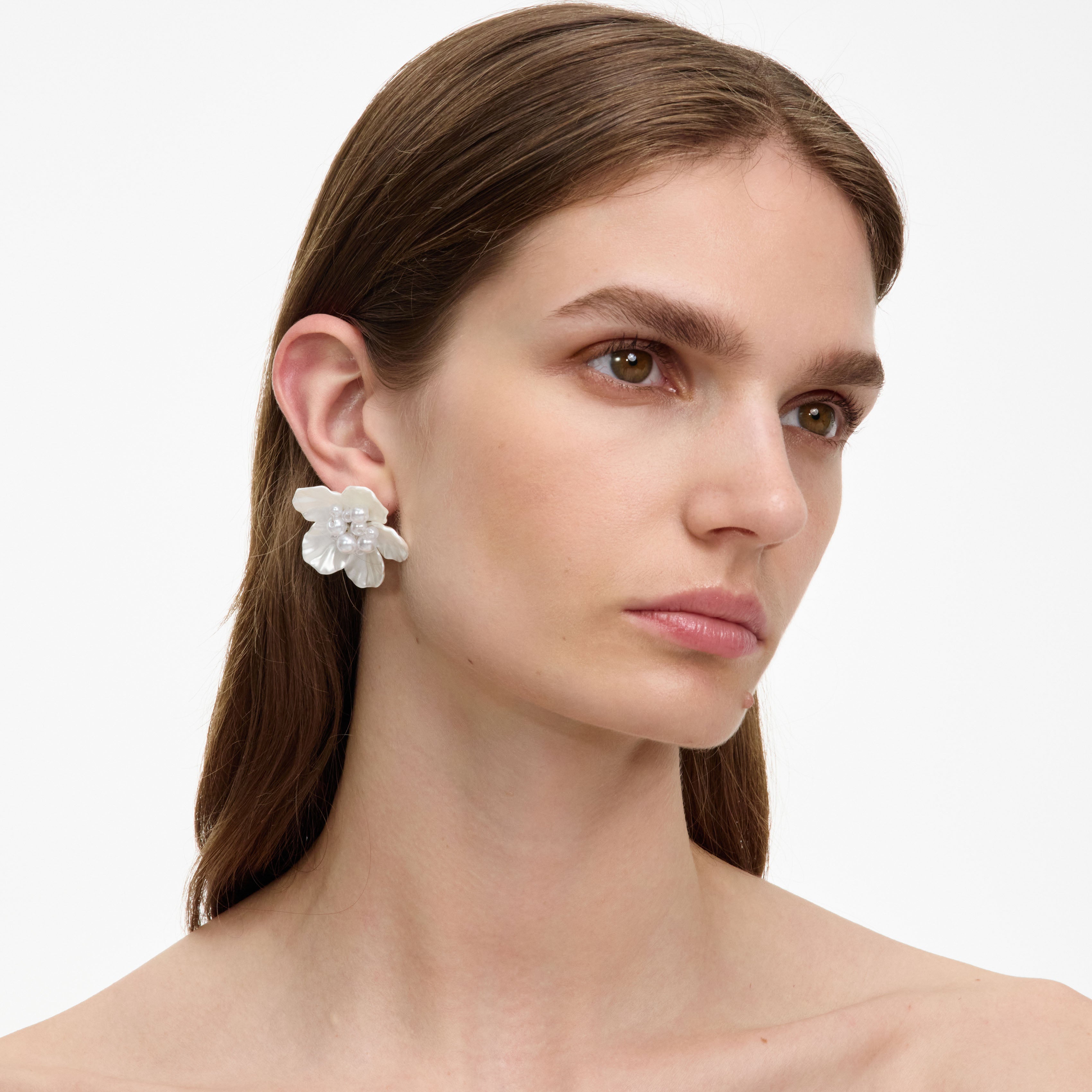Self Portrait Pearl Flower Earring Ohrringe Creme