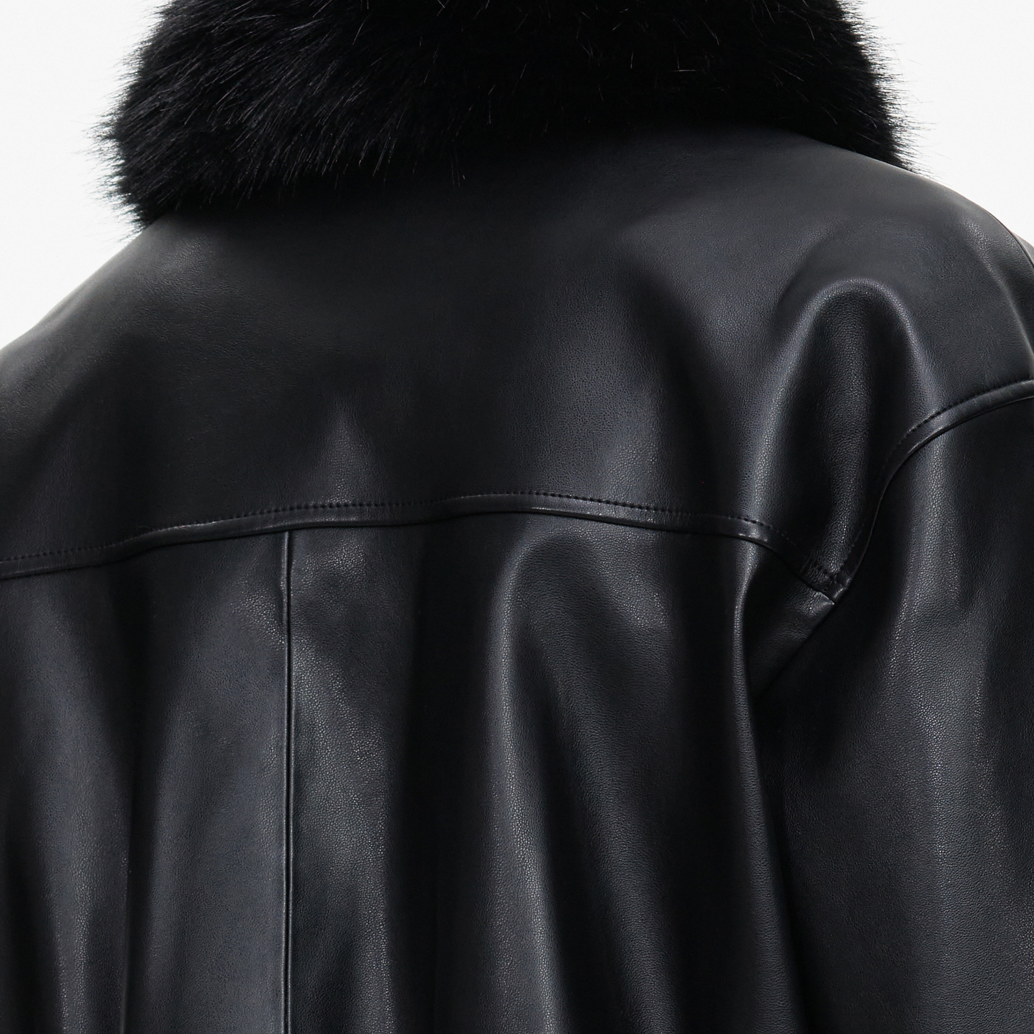 Self-Portrait Outerwear Bomberjacke Schwarz Kunstleder Fell