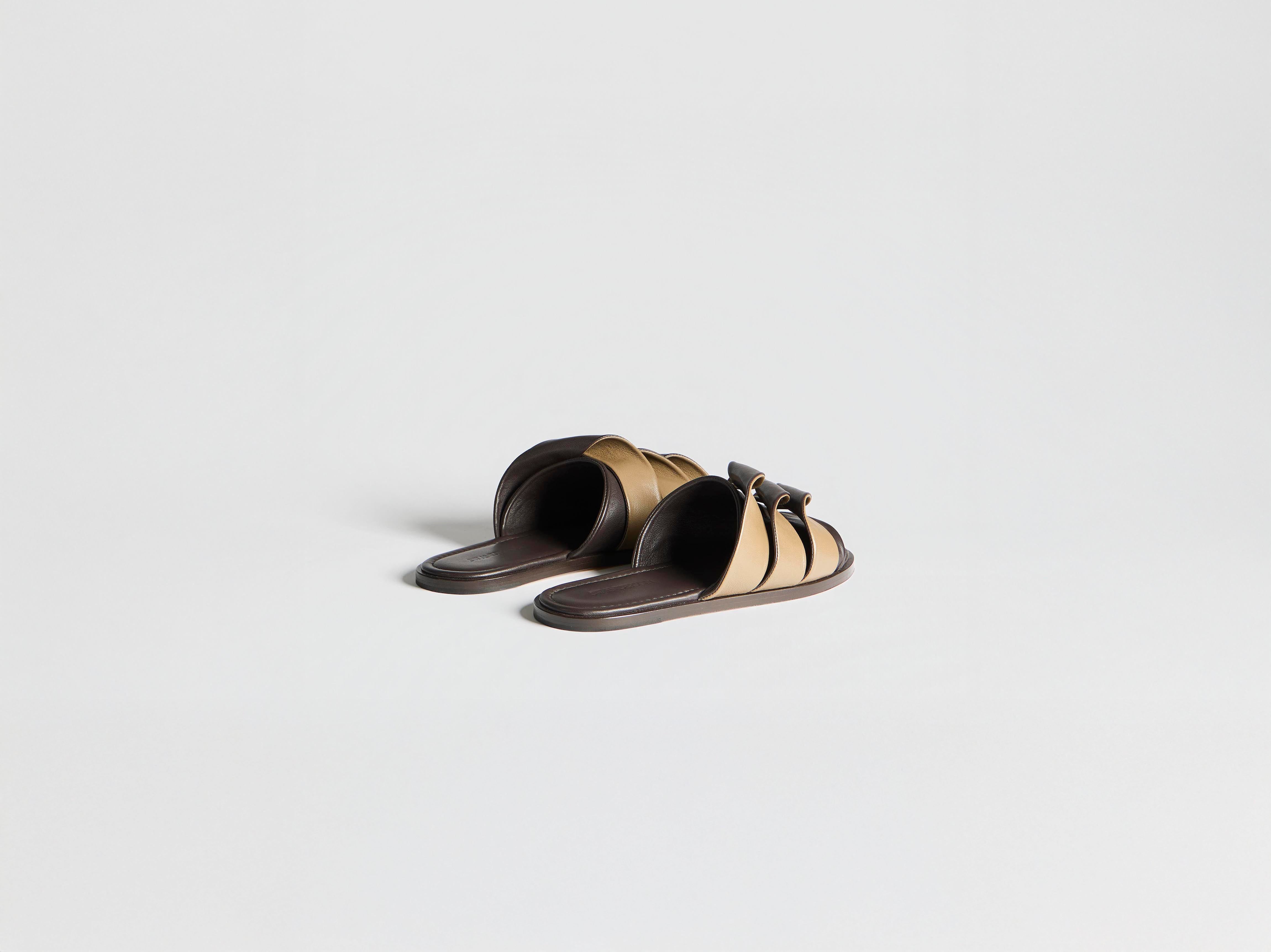J.W.Anderson Contrast Coil Slide Sandalen Braun Chestnut Nappa Damen