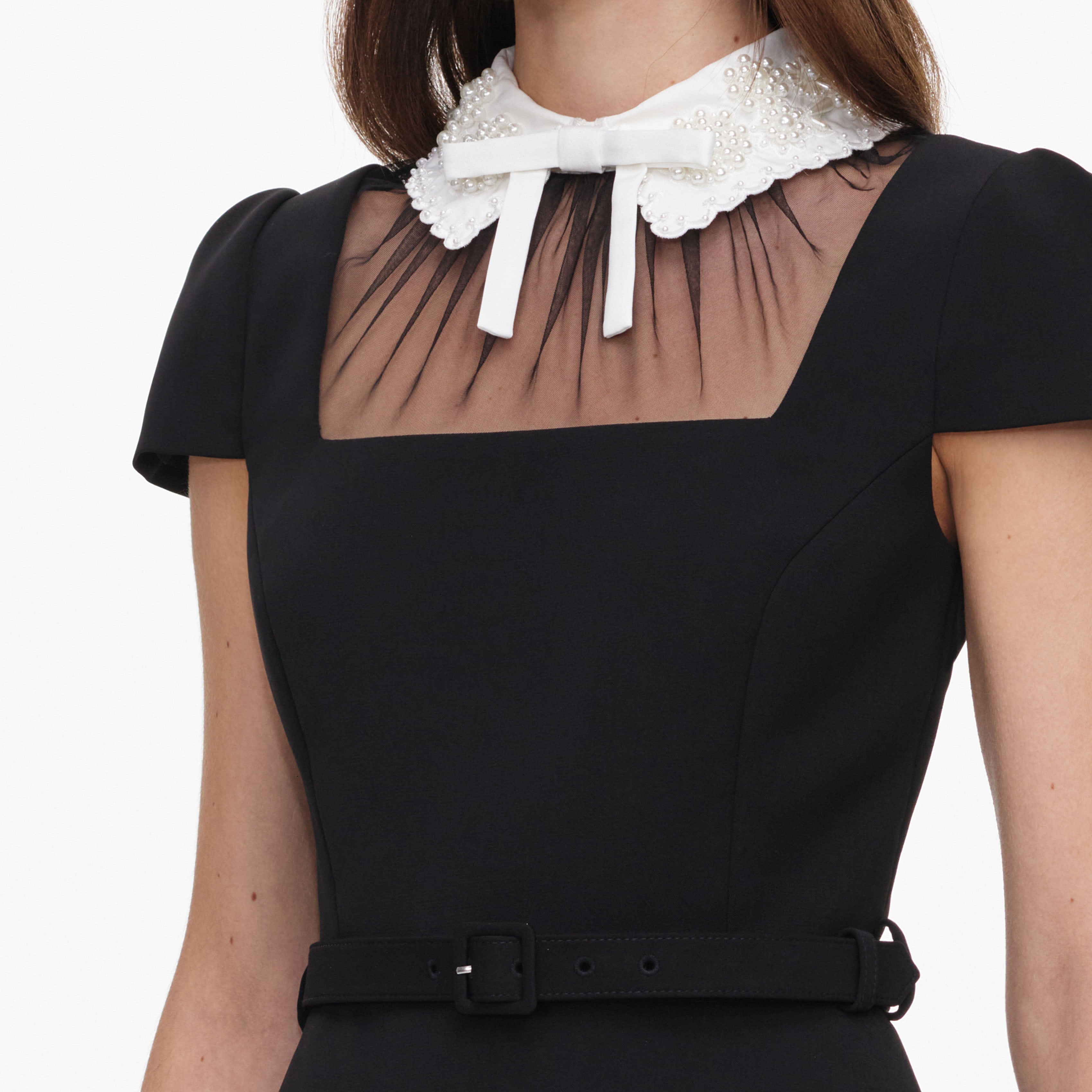 Self Portrait Tops Black Crepe Bow Collar Top Oberteil Schwarz