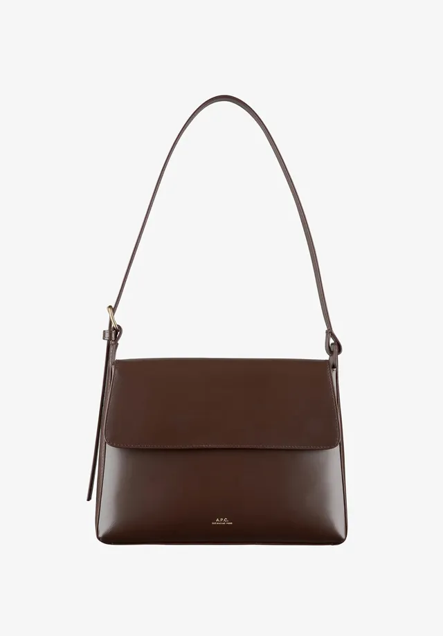 A.P.C. Virginie Flap Tasche Glattleder Magnetverschluss