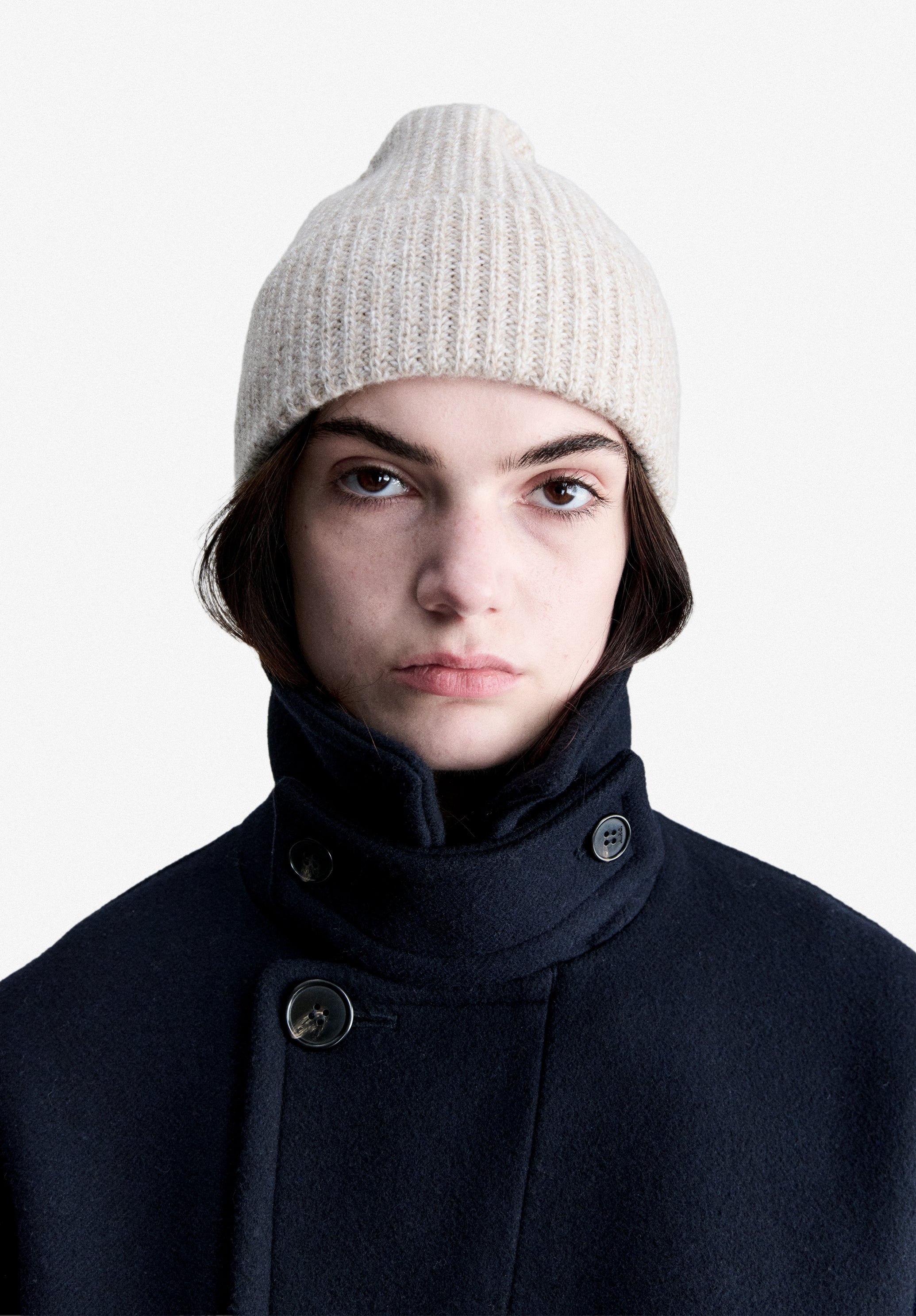 A.P.C. Beanie Mütze Kaschmir Rippenstrick T1