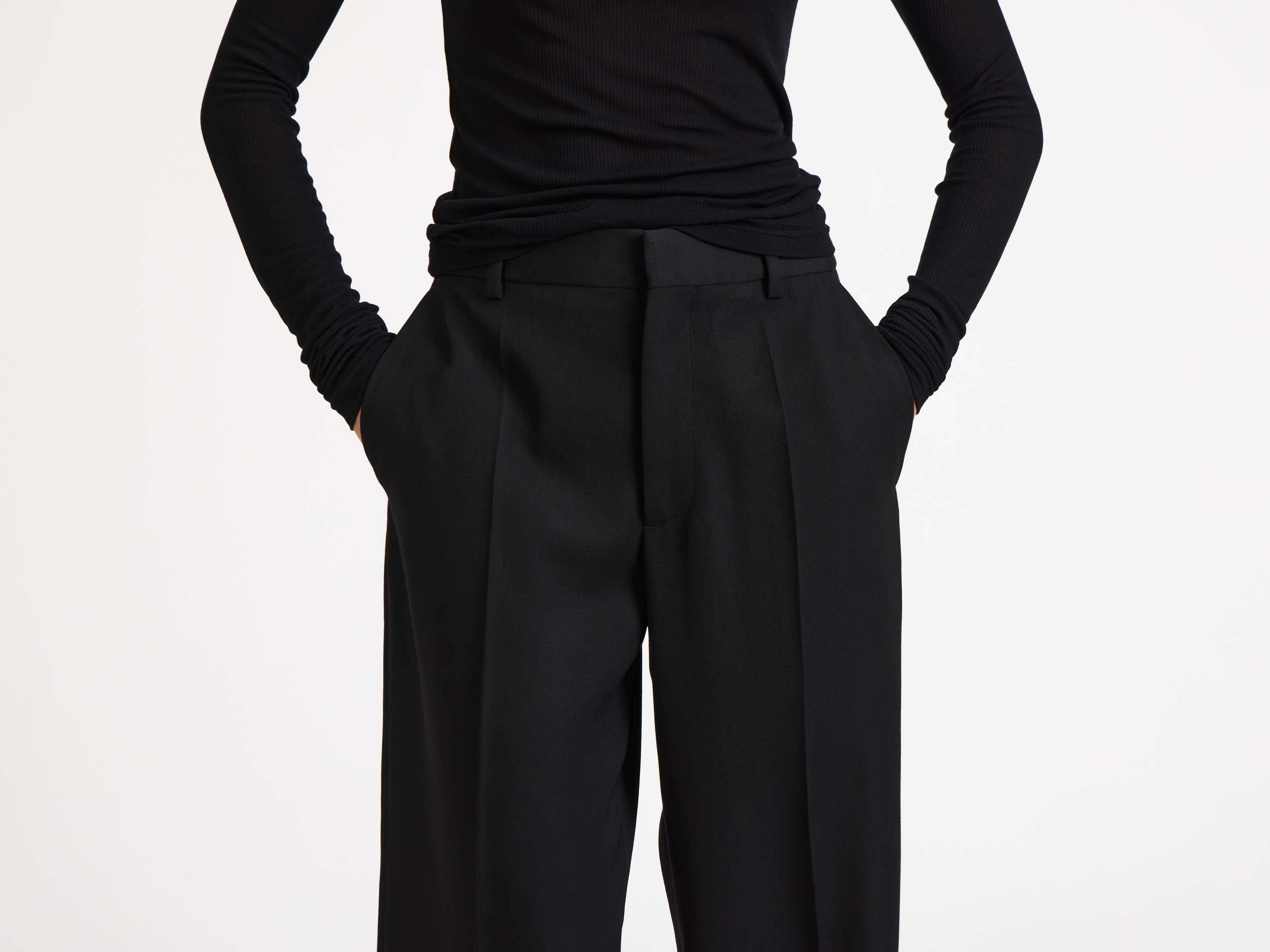 J.W.Anderson Trousers Anzughose Damen Schwarz Hornknöpfe