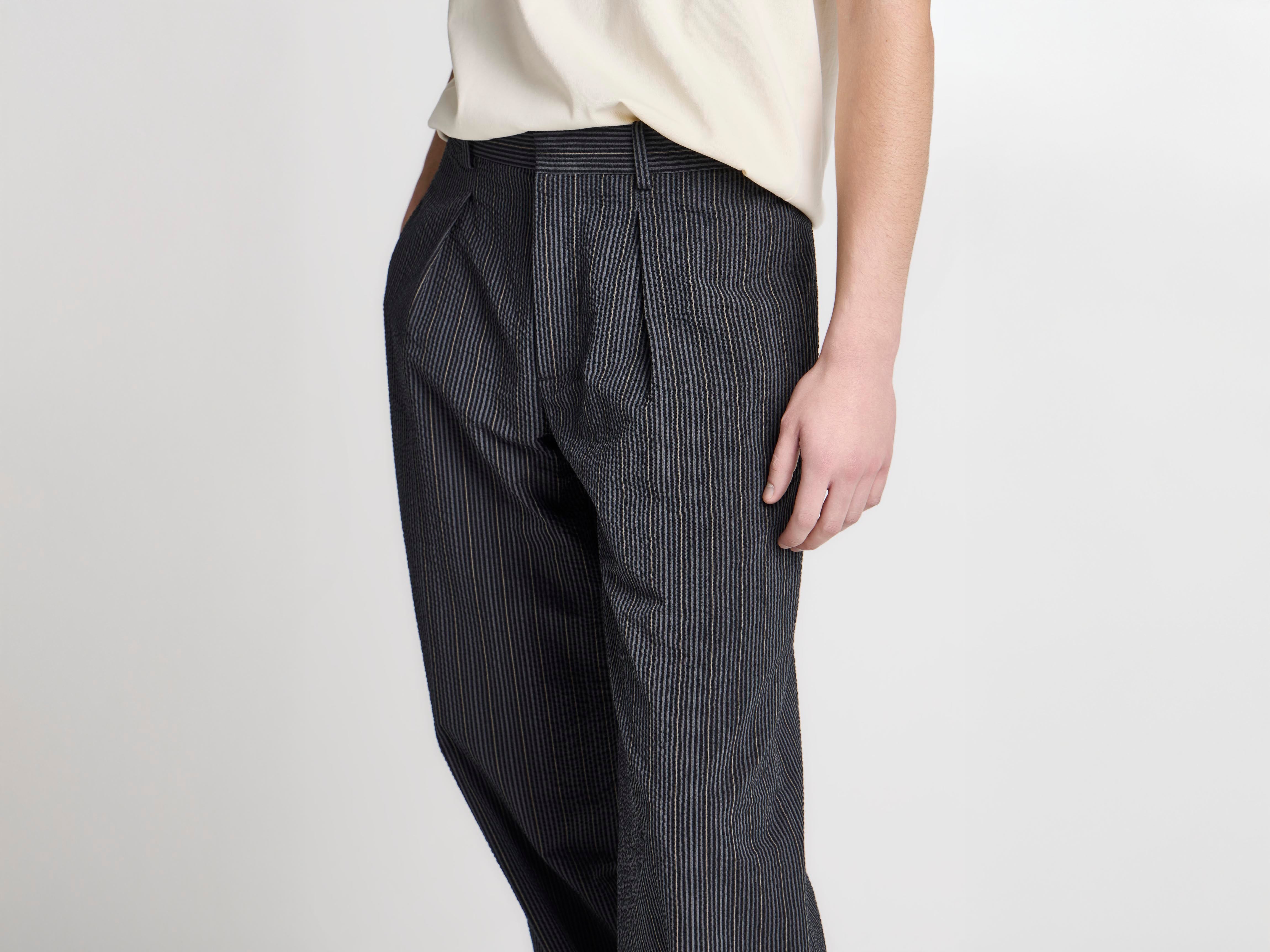 J.W.Anderson Single Pleat Hose Herren Schwarz Grau Seersucker