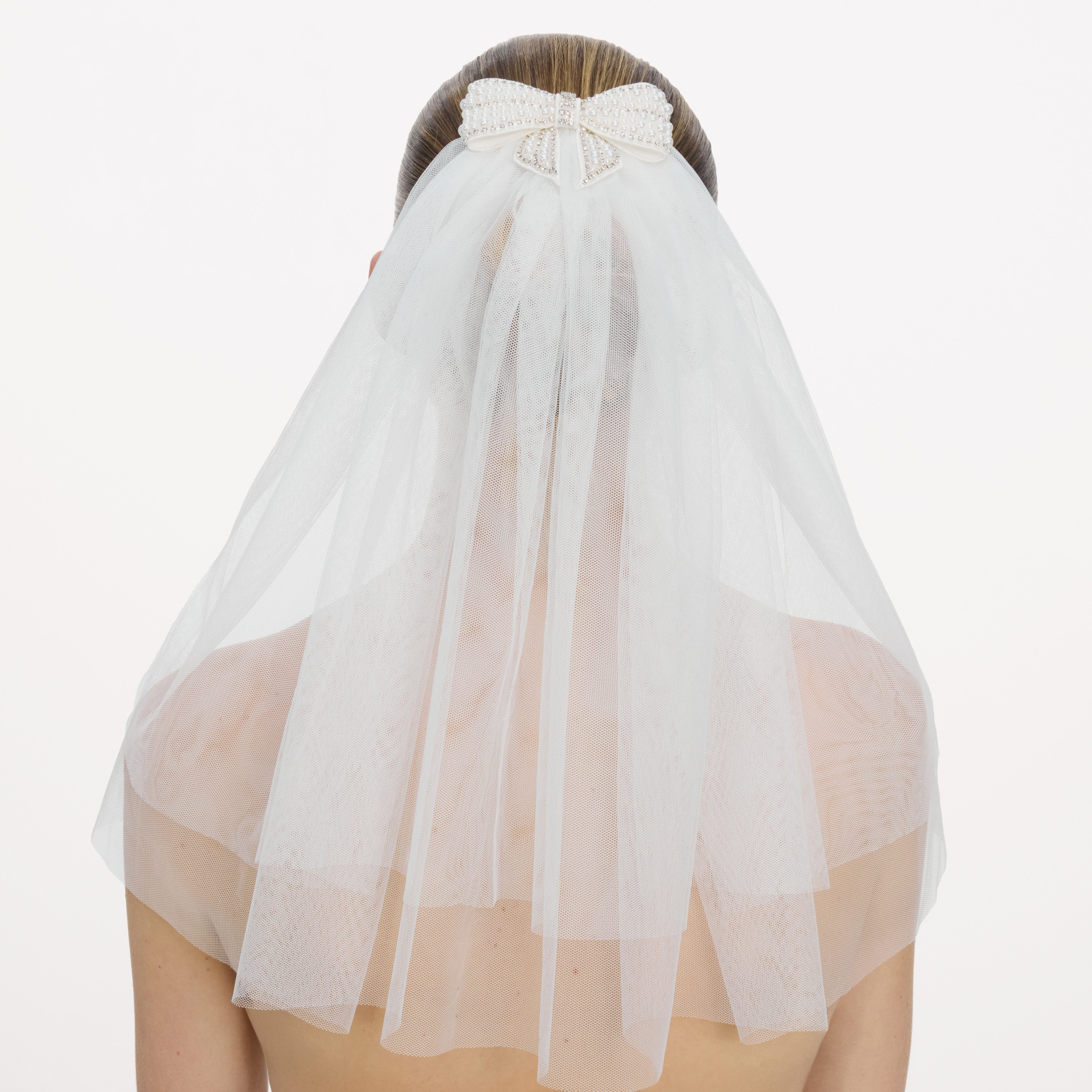Self Portrait Embellished Bow Veil Haarschleier Creme mit Perlen