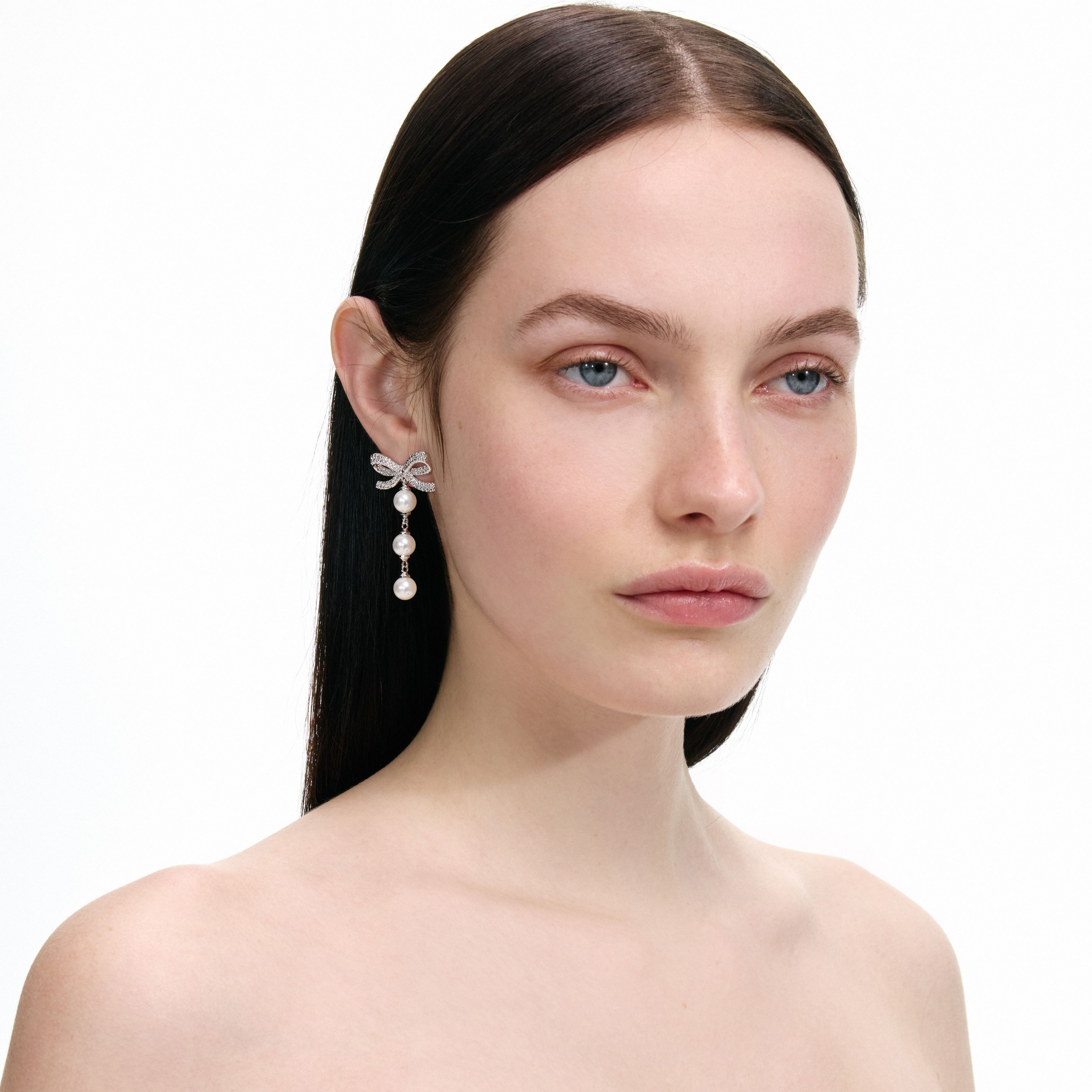Self Portrait Bow Tiered Pearl Ohrringe Silber