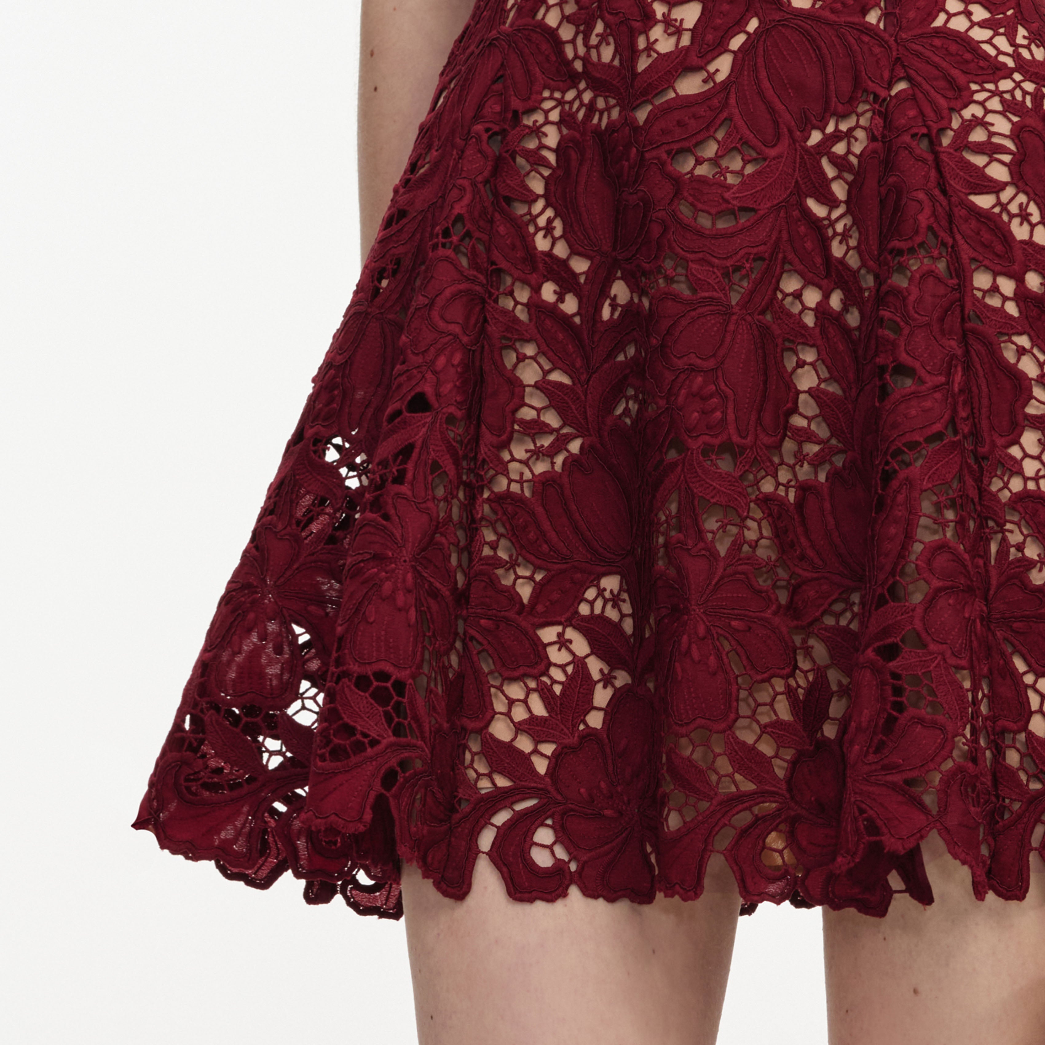 Self Portrait Burgundy Lace Mini Kleid Bordeaux Gr. UK 6