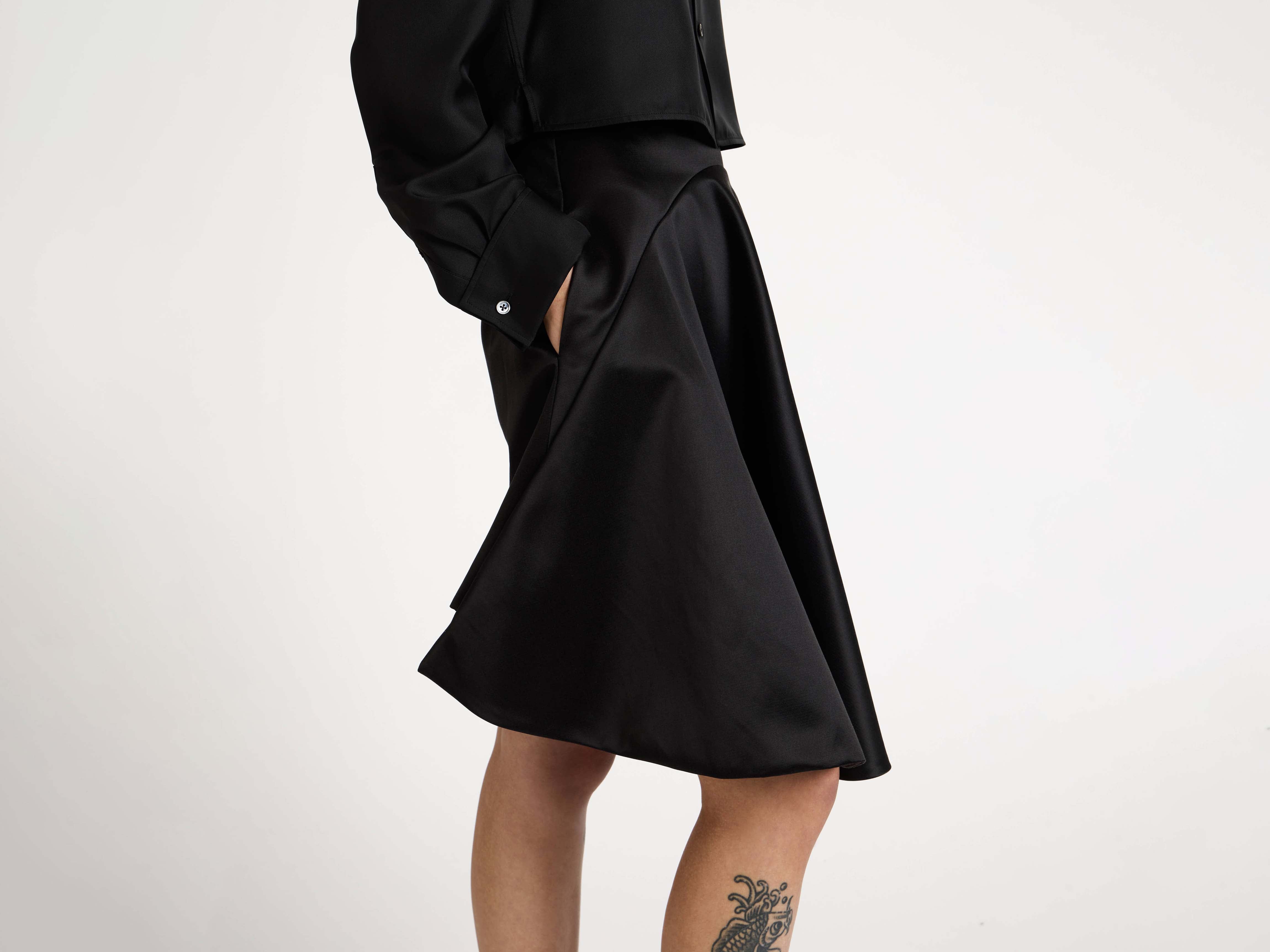 J.W. Anderson Circle Skirt Rock Schwarz Satin 10