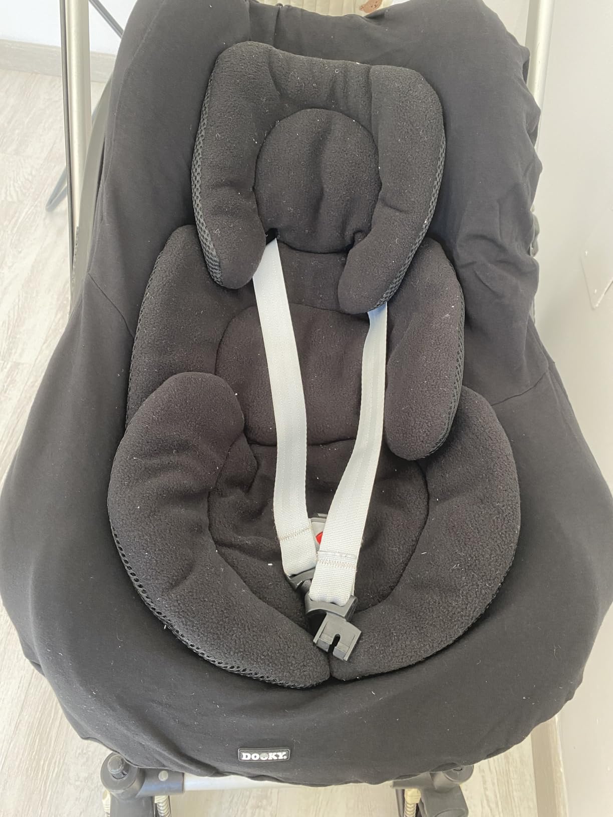 Dooky Seat Cover 0+ Babyschalenbezug 0-13 kg Black Uni