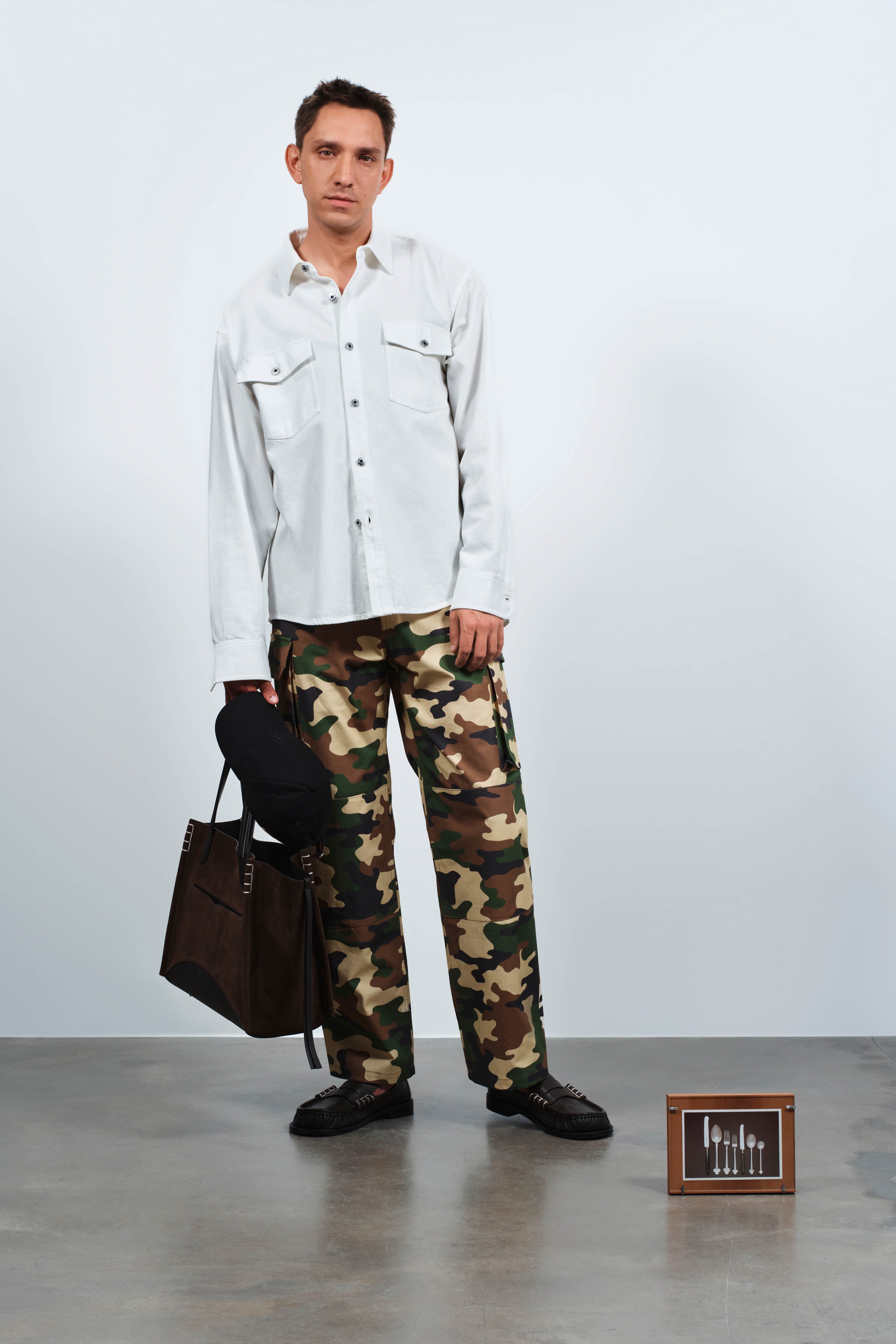 J.W. Anderson Cargo Trousers Hose Braun/Grün 48