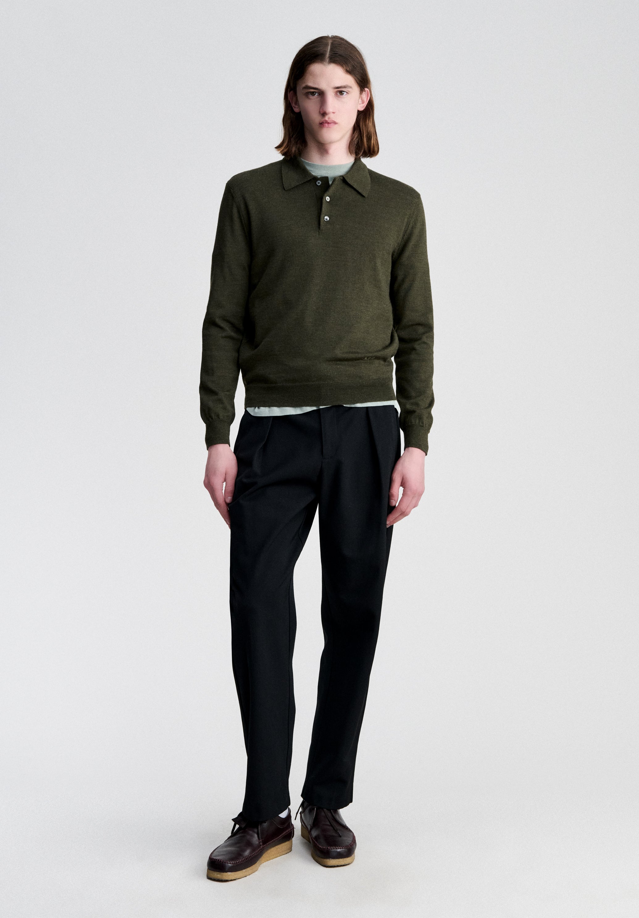 A.P.C. Woll Poloshirt dunkelgrün Langarm Perlmutt
