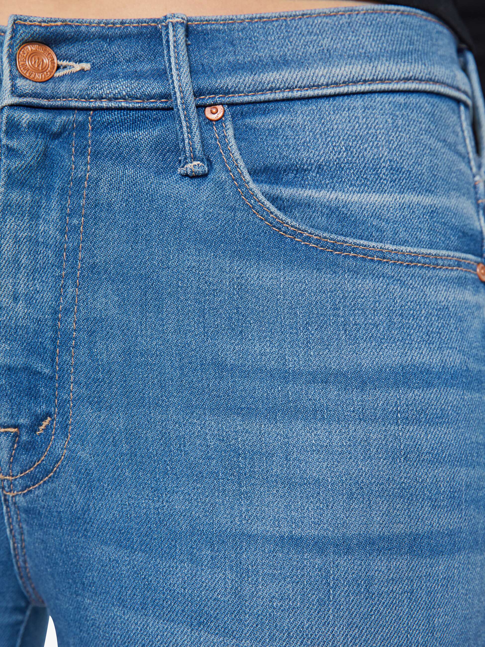 MOTHER The Weekender Jeans Piece By Piece Flare Blau