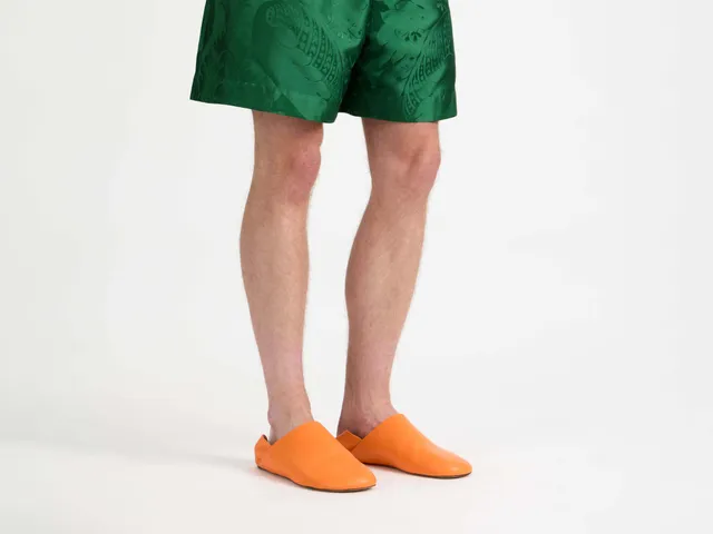 J.W.Anderson Slipper Mules Schuhe Herren Orange Leder