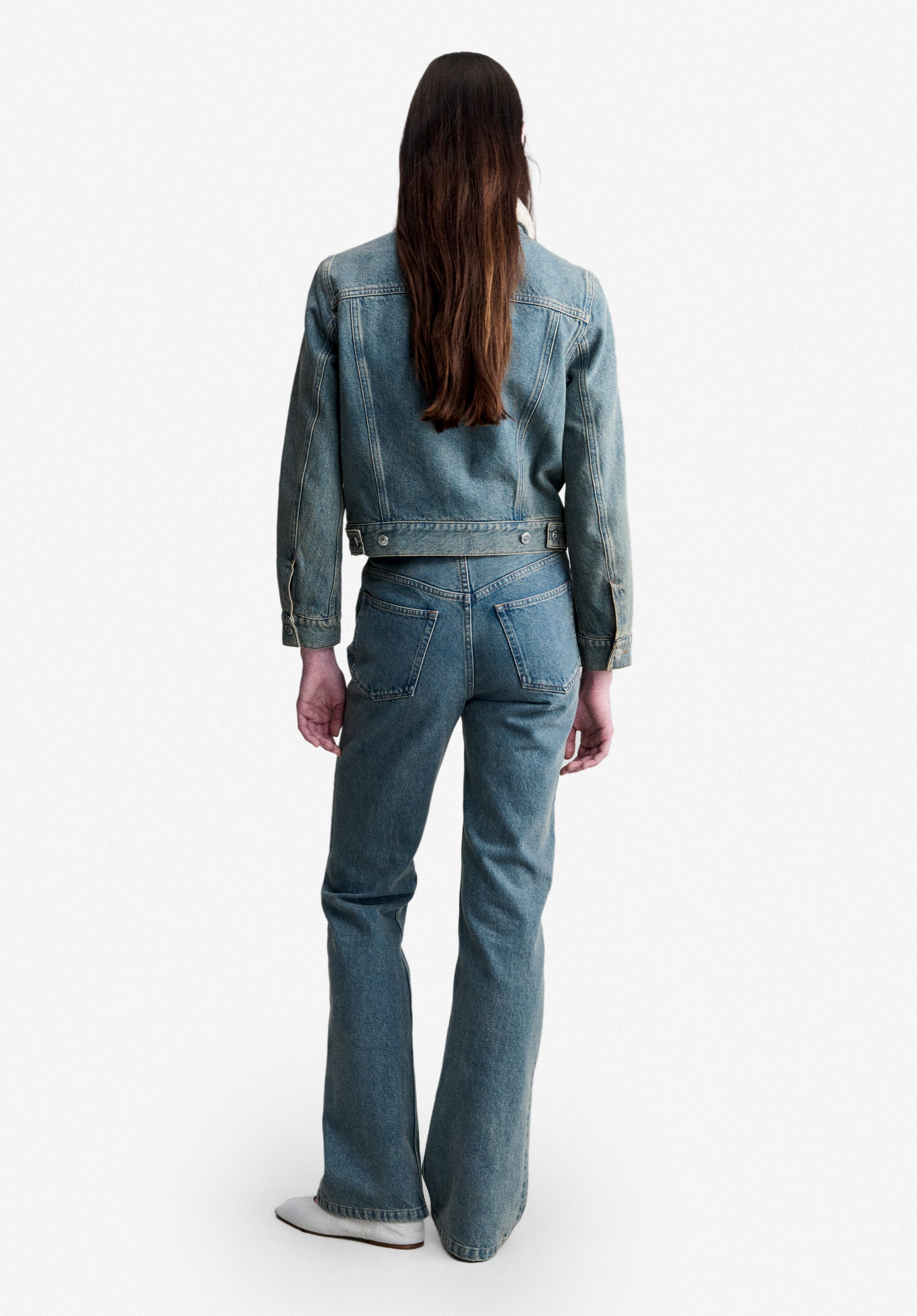 A.P.C. Jacke aus verwaschenem Indigo-Denim mit Kunstpelzkragen 38
