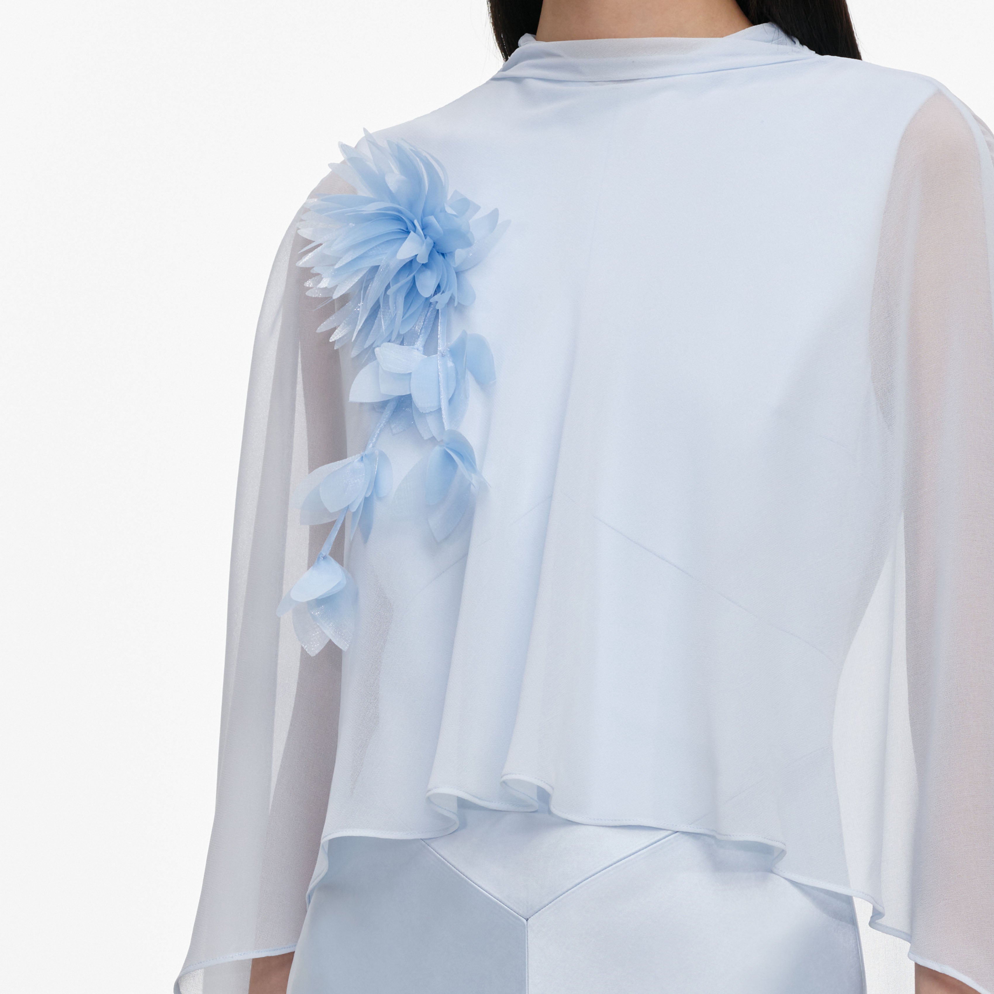Self Portrait Blue Satin Cape Maxi Kleid Blau Jersey